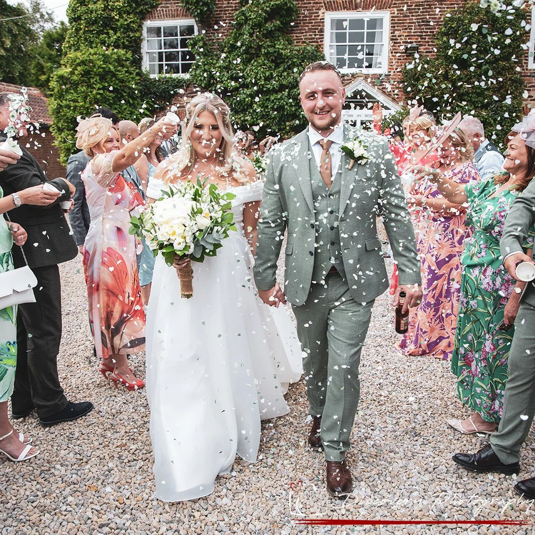 Howard Court Weddings – A Hidden Gem for Natural Wedding Photography in North Yorkshire