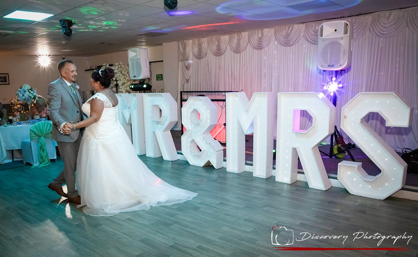 Andrea &amp; Ste's Relaxed Wedding at Middlesbrough Town Hall Registry Office