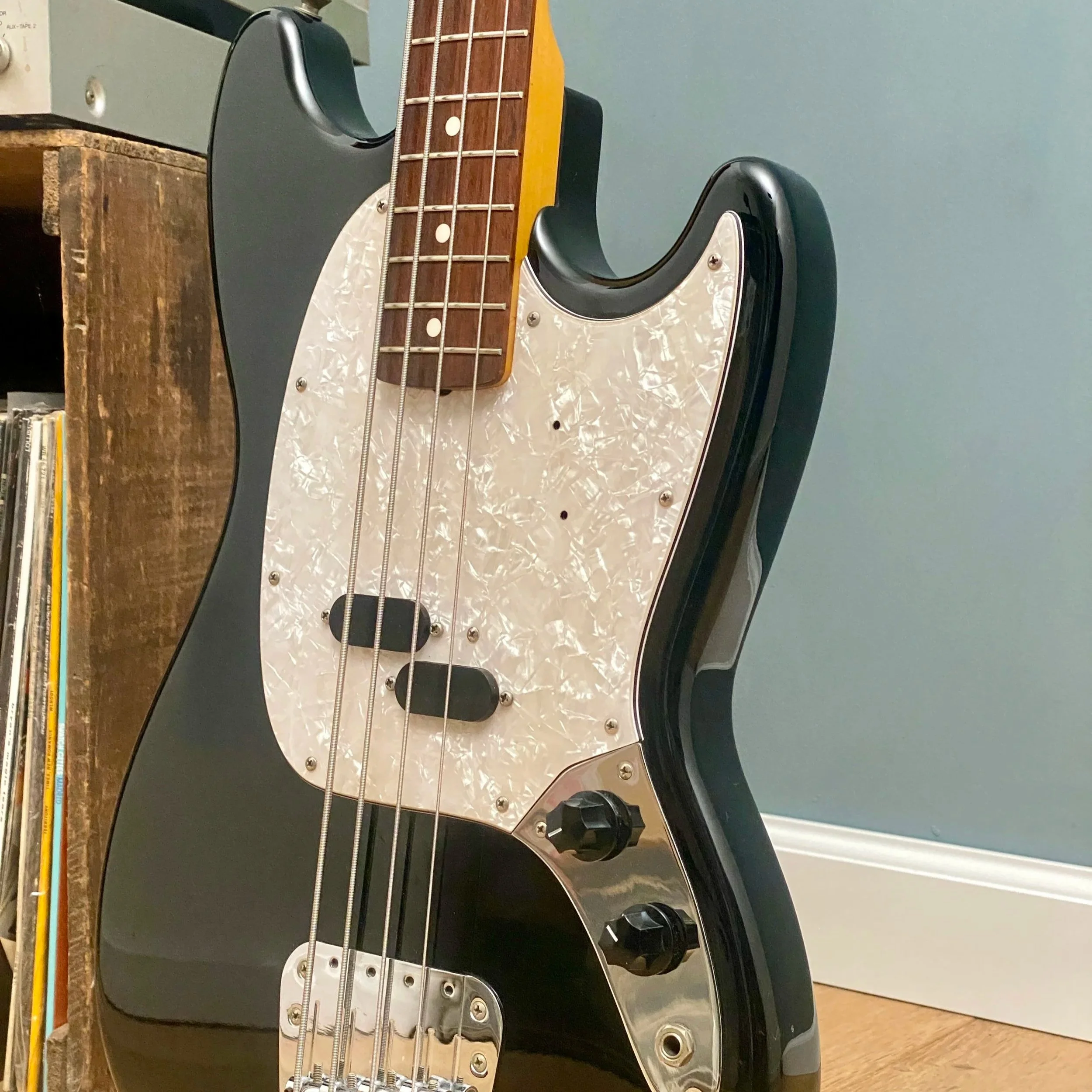 FENDER MUSTANG BASS RI 60 JAPAN