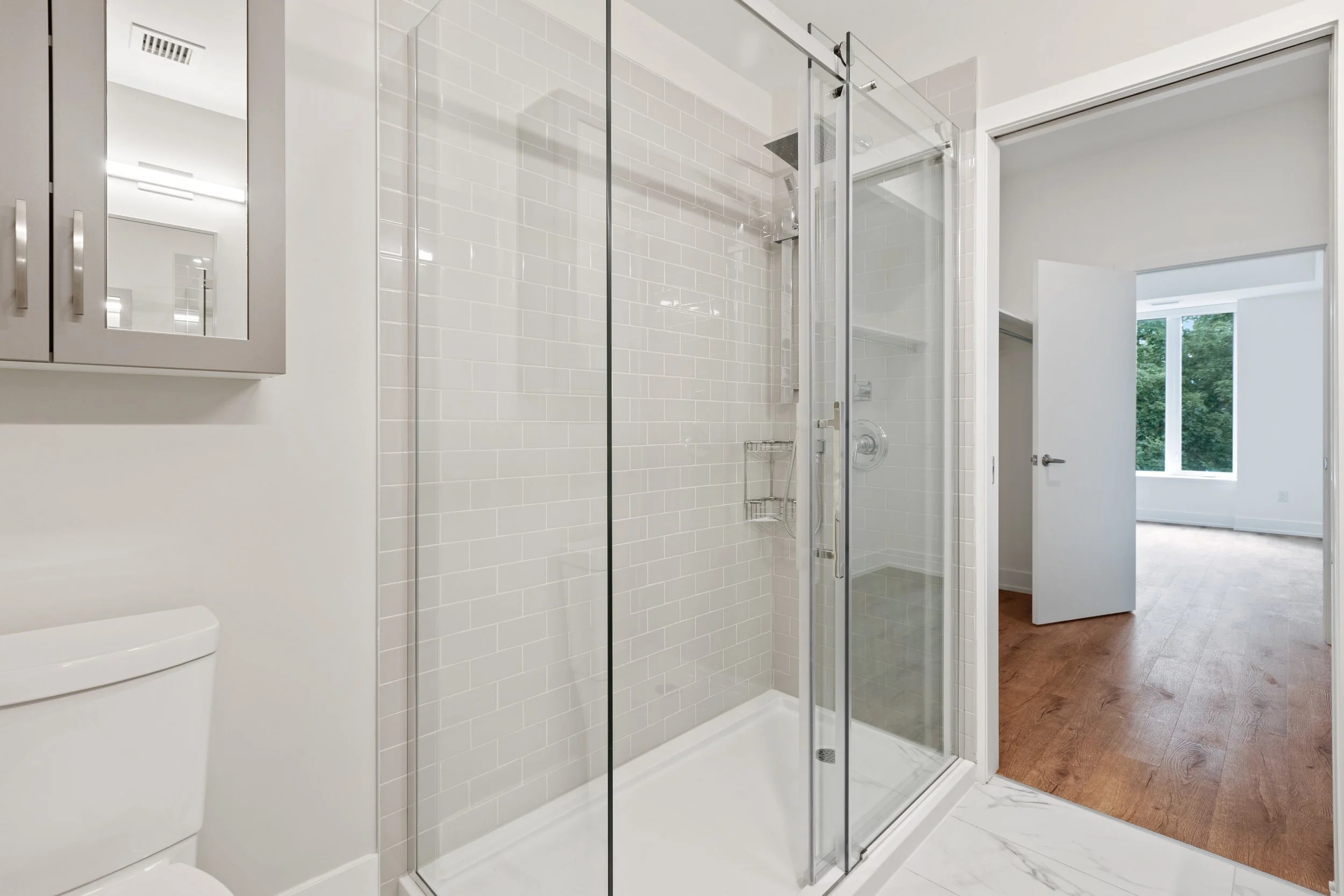 How to Choose the Right Shower Door Company