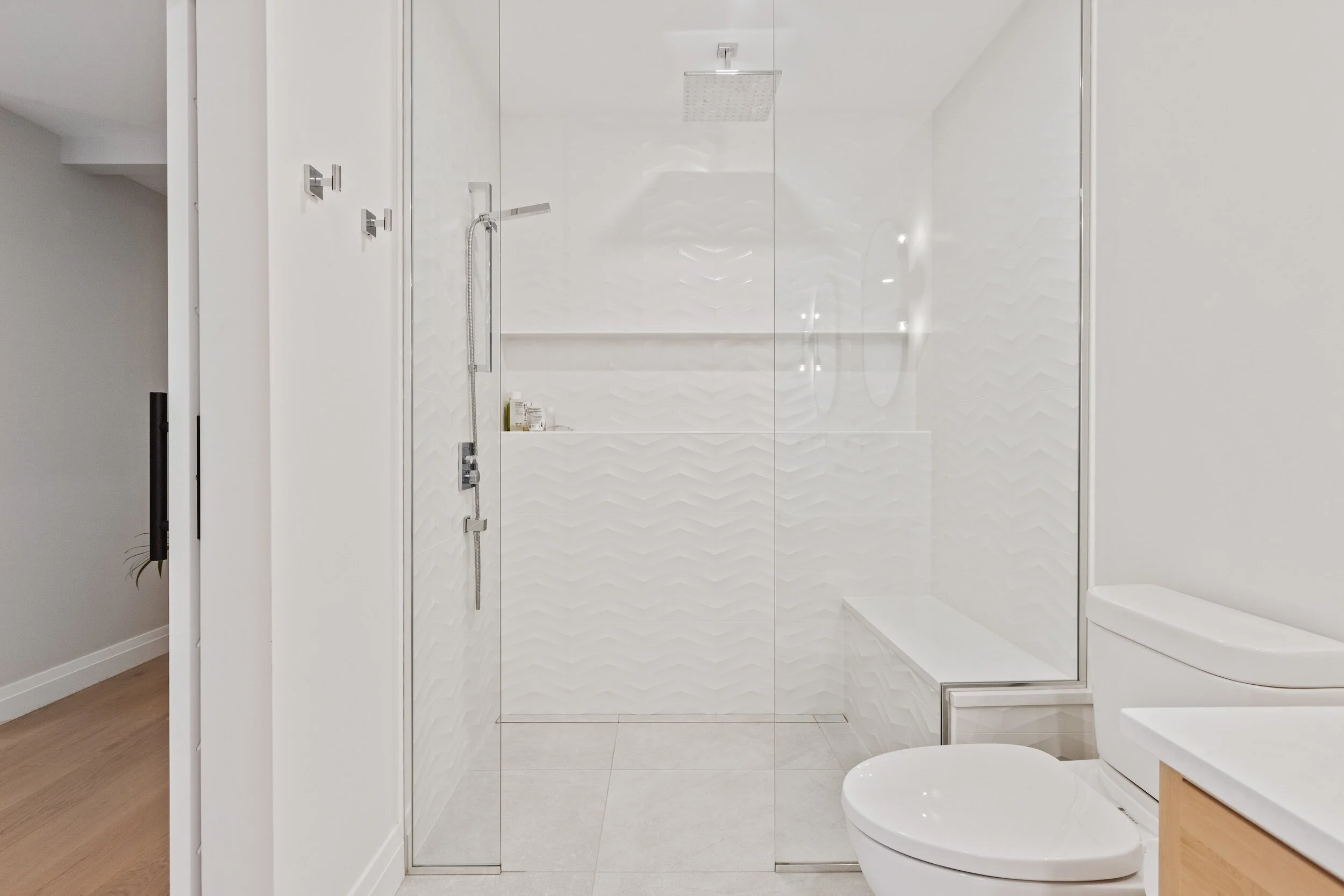 Top 10 Reasons Why Frameless Showers Can Improve the Overall Aesthetic of a Bathroom while Increasing Your Home Value