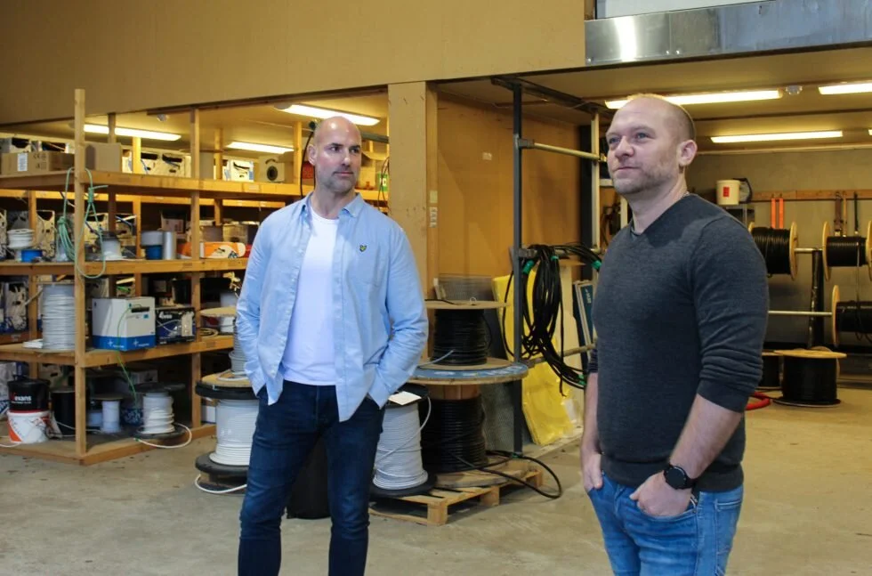 Ser fremover. Både daglig leder Geir Reinertsen (til venstre) og driftssjef Rune Kvelland mener Flekkefjord Elektro har et stort potensiale også nasjonalt.