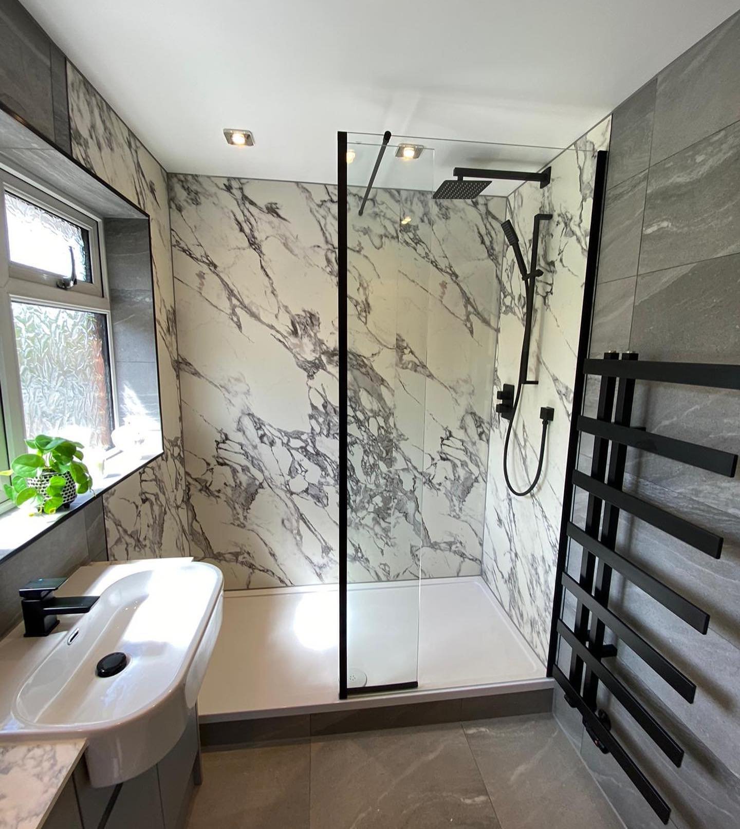 Bathroom project we have just wrapped up for a customer over in Welling👌🏽