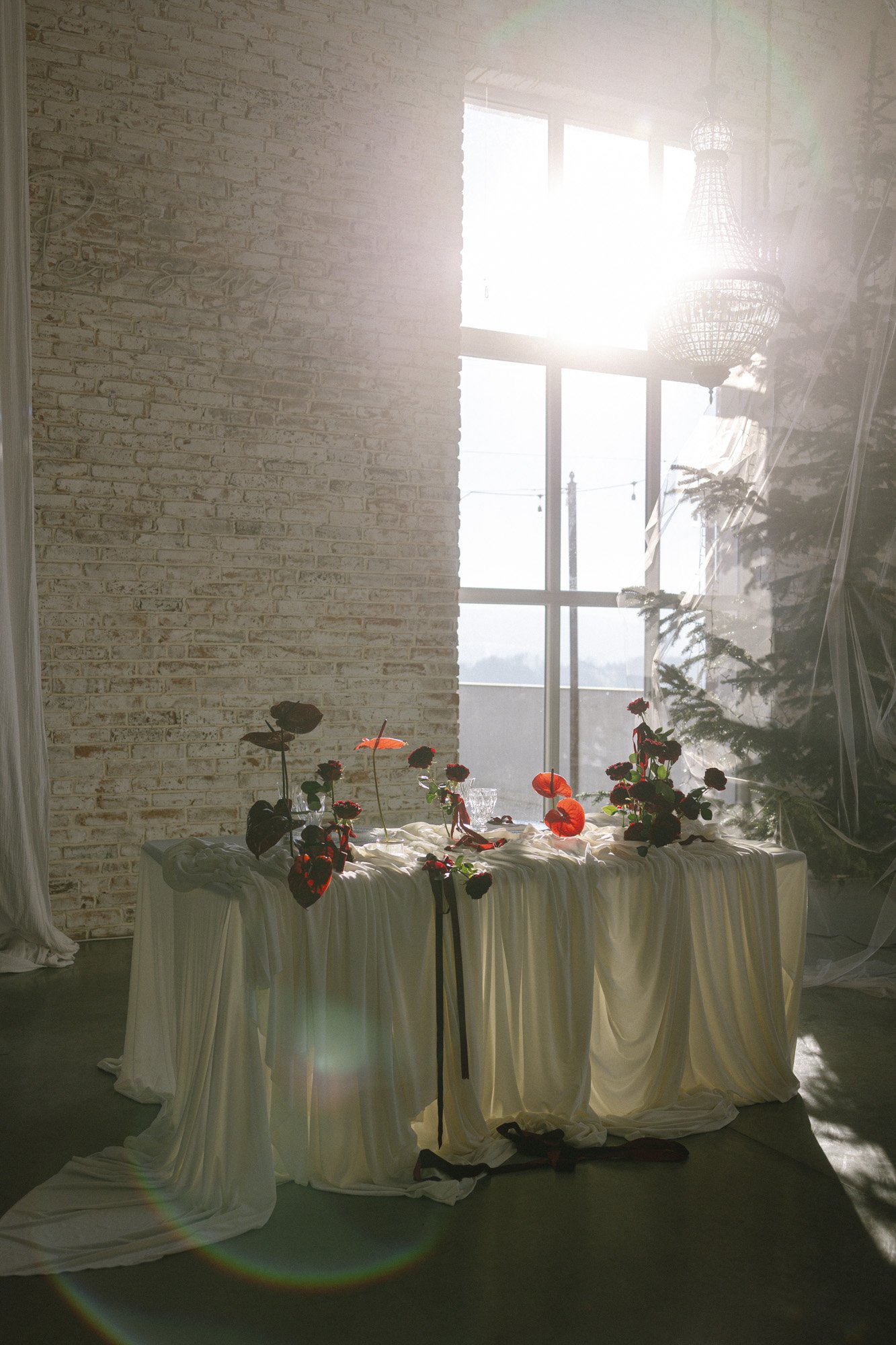 winter wedding at villa love near krakow photographer by wedding photographer