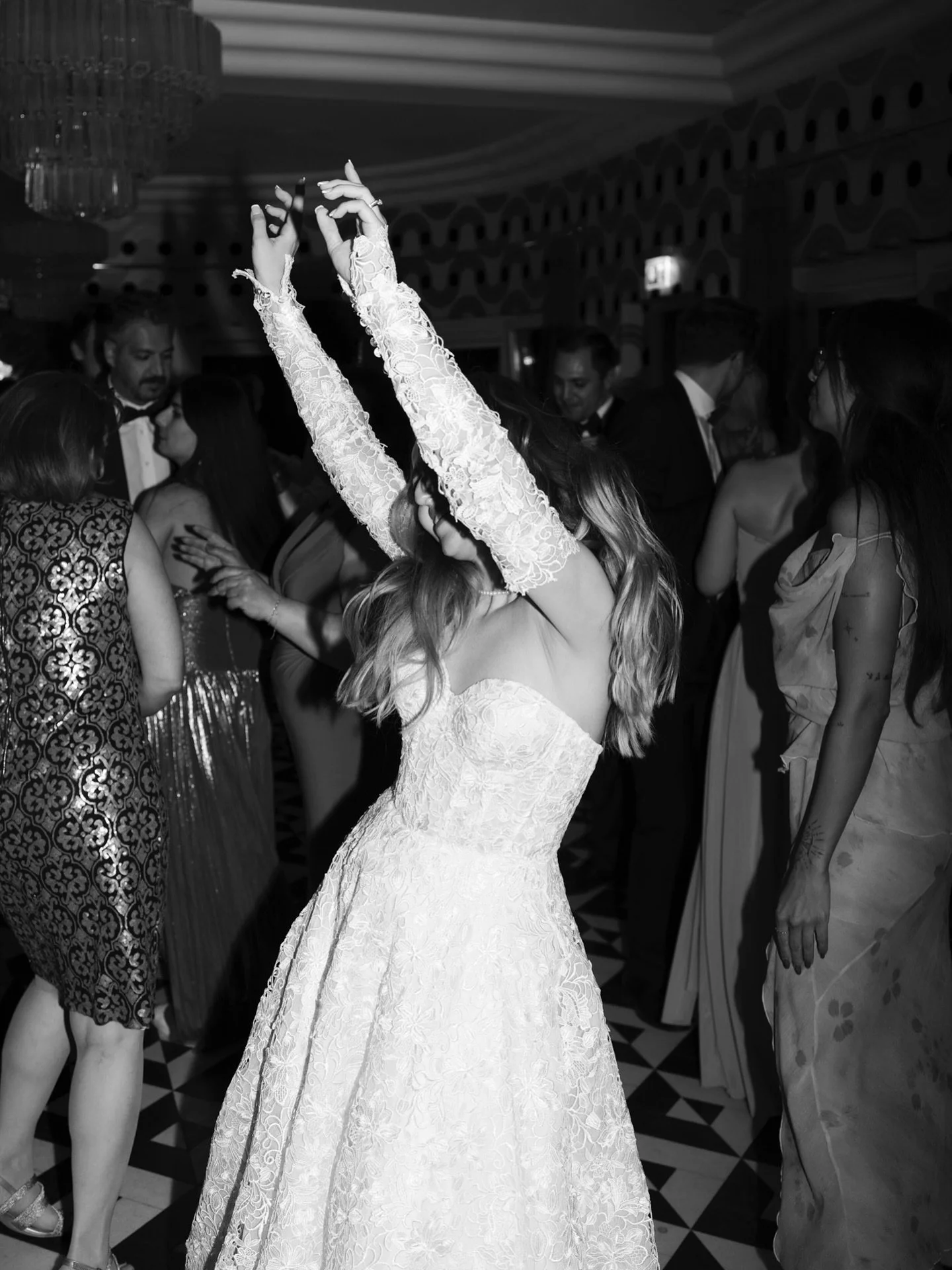 A little party never killed nobody 🤍

Bookings for 2026 are in a full swing! If you want to be sure that your date will be available, ask for an offer now. I will be happy to capture all the candid moments, emotions, and joy of your special day, and