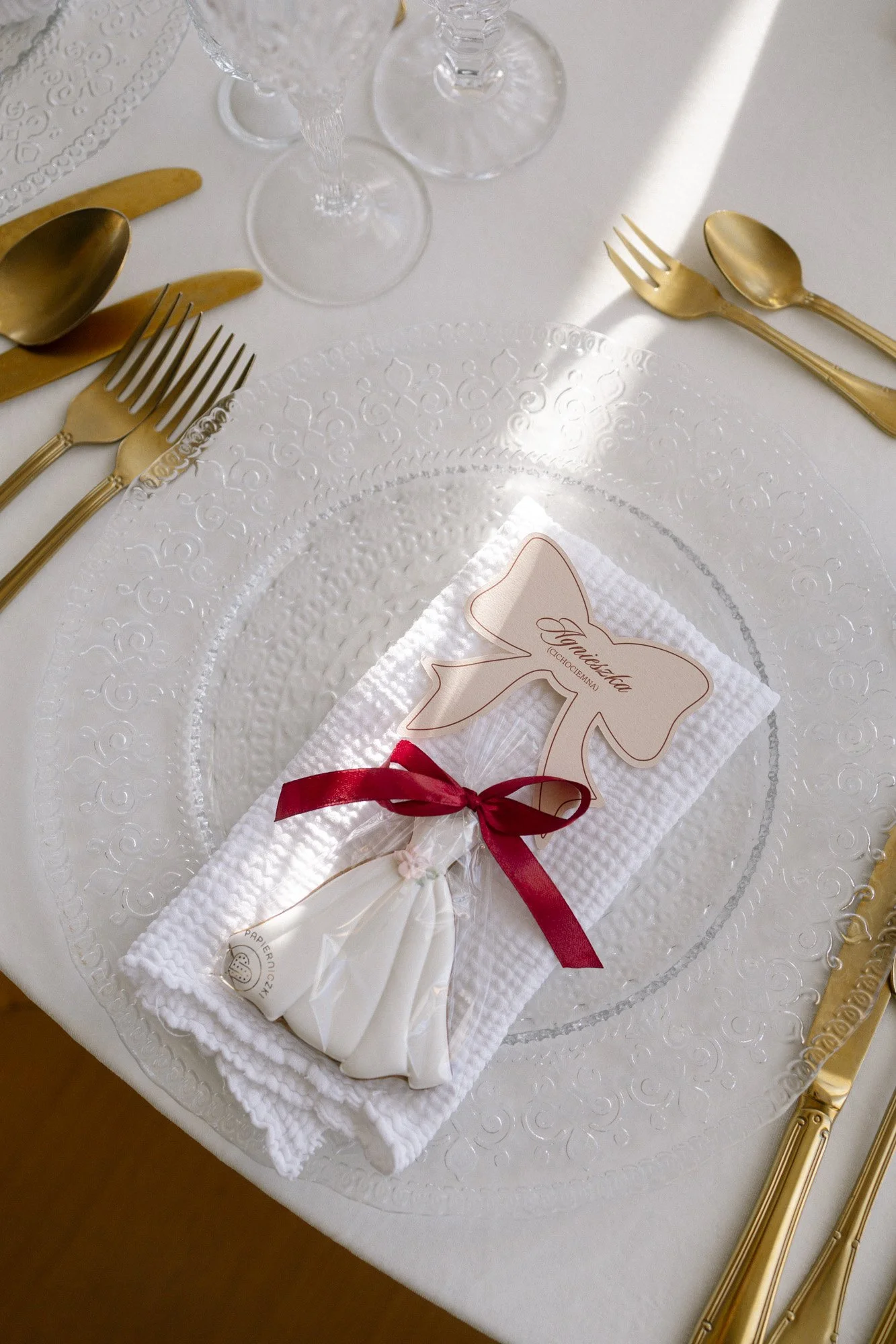 details at villa love wedding in krakow