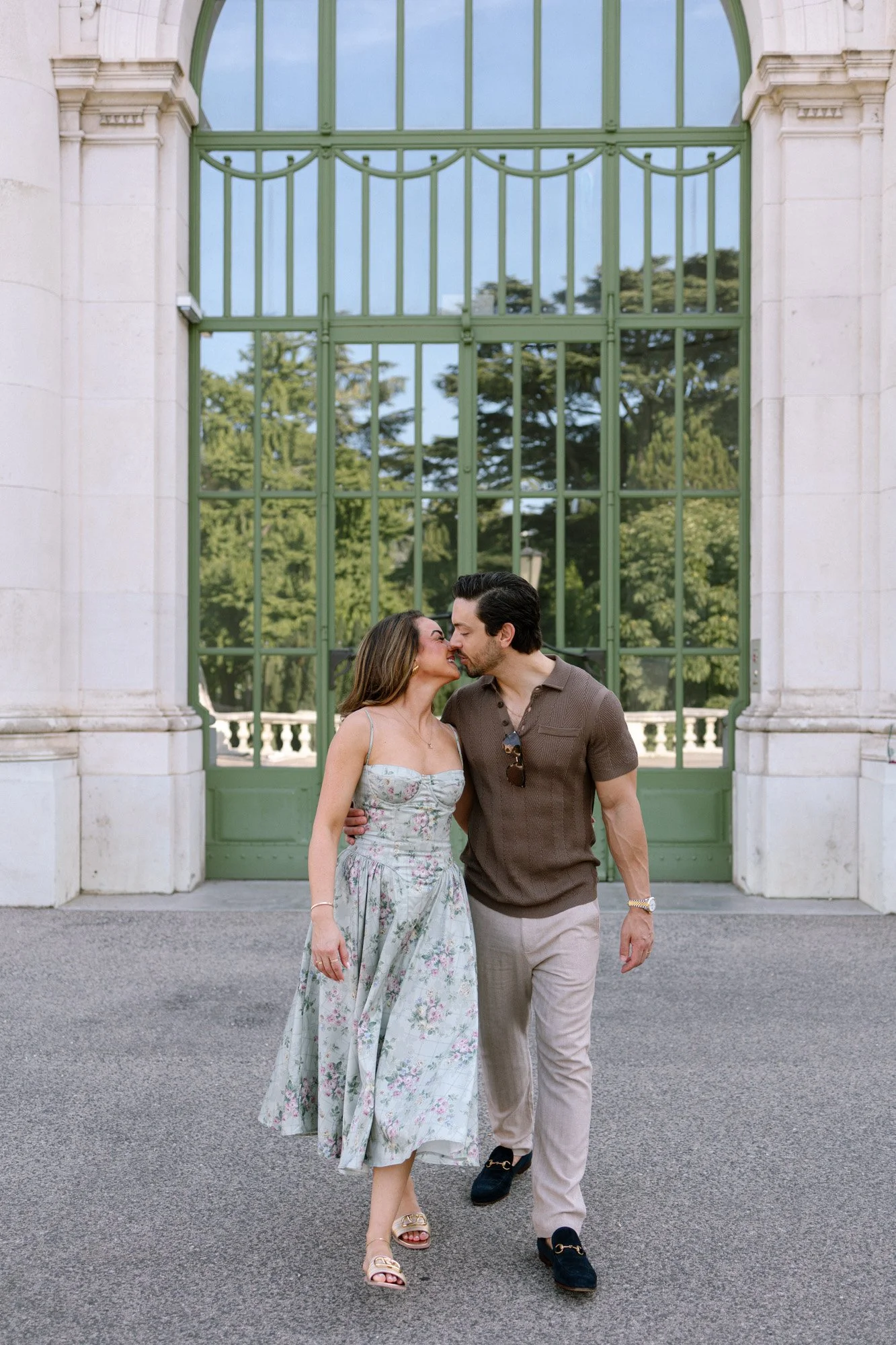 Walking couple session in Vienna capturing natural movement
