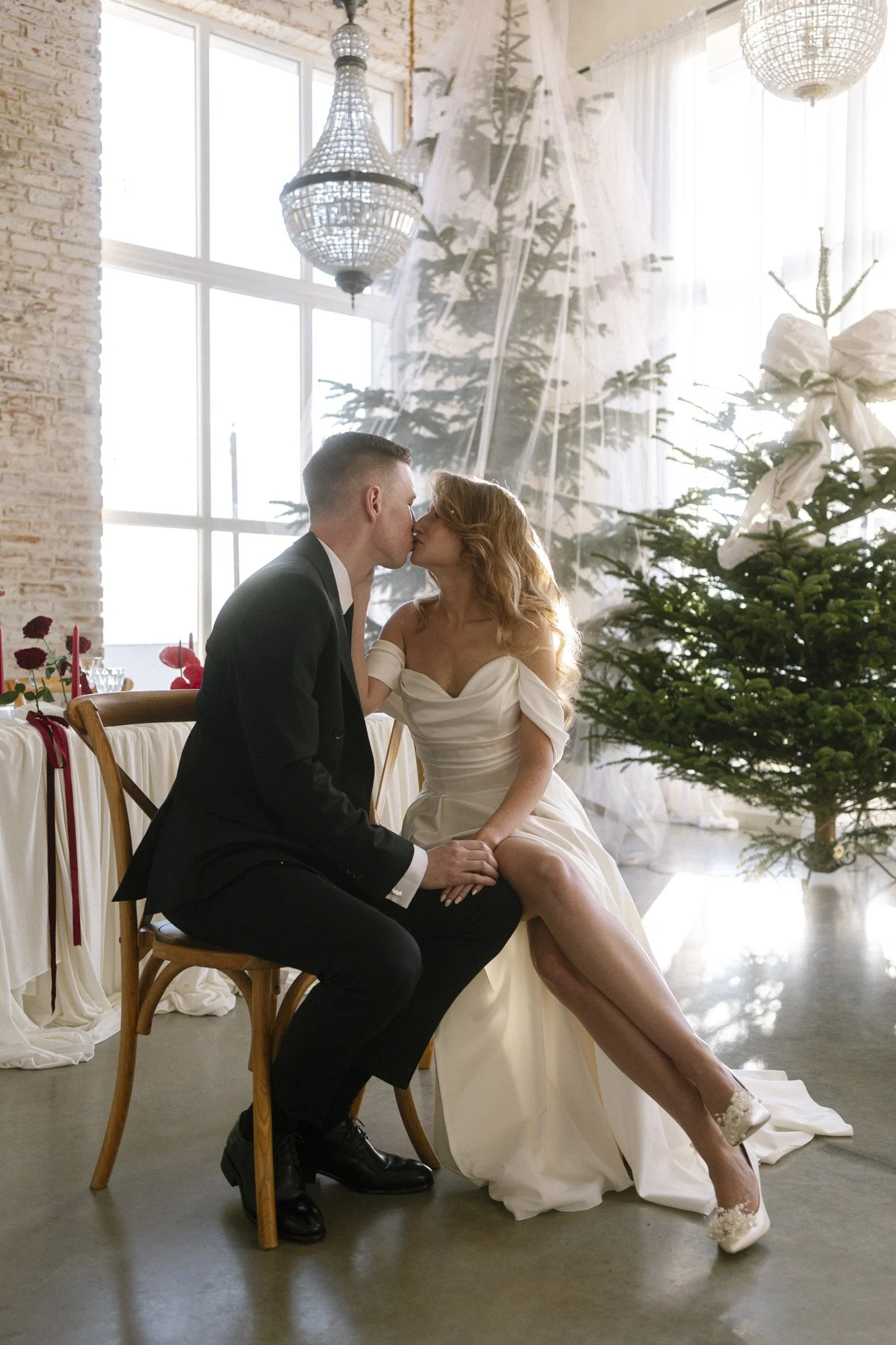 wedding couple session at villa love