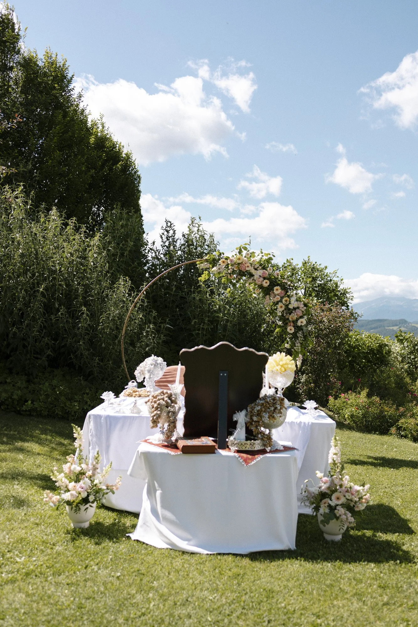 decorations for the persian ceremony at fernblick