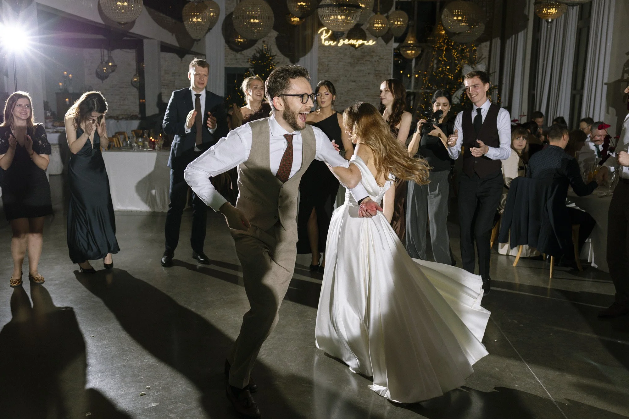 guests dancing during wedding at villa love venue