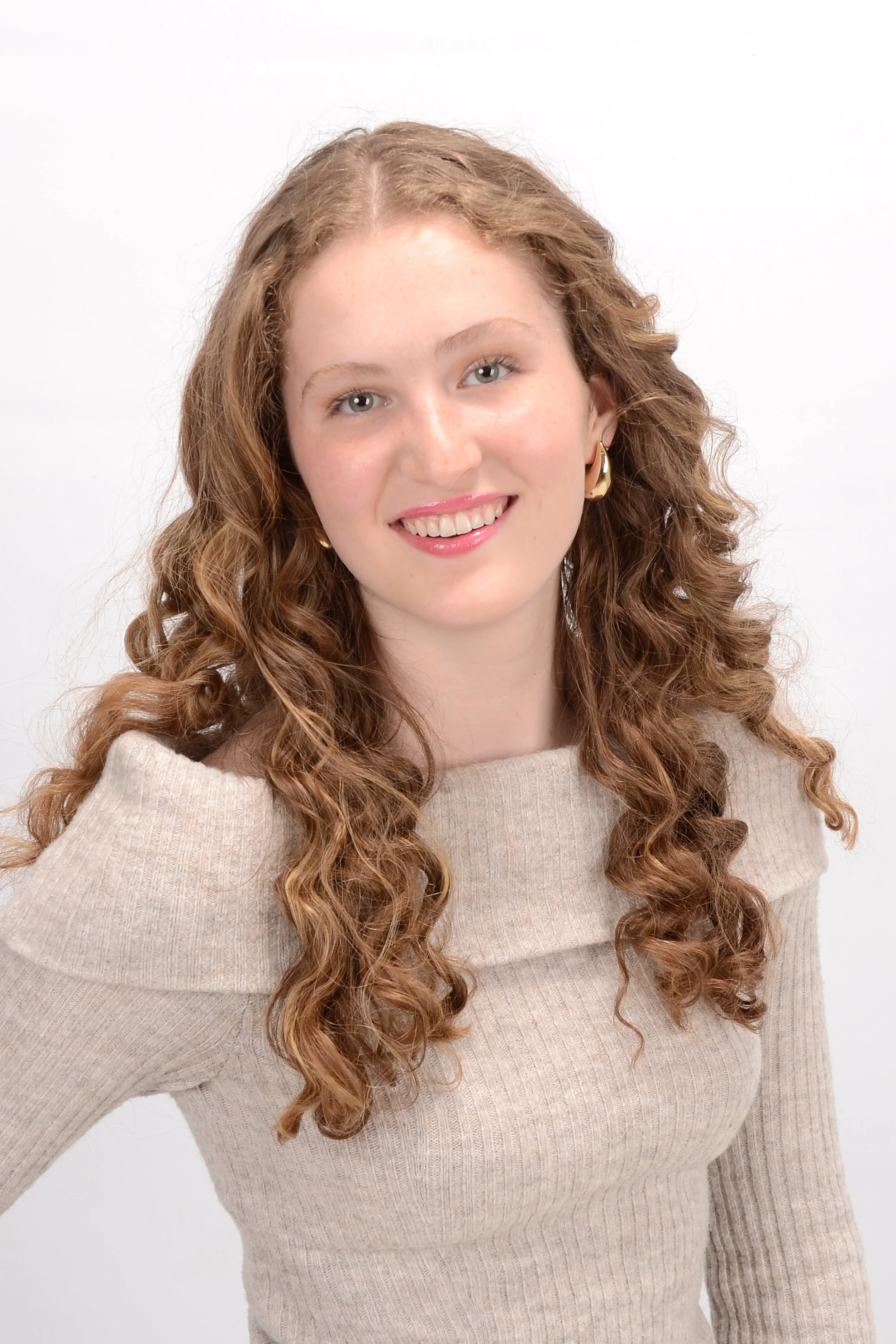Anya Carroll -- HQ Leader (2025-26: Director of Mentorships) -- Chapter Leader (The Rivers School)