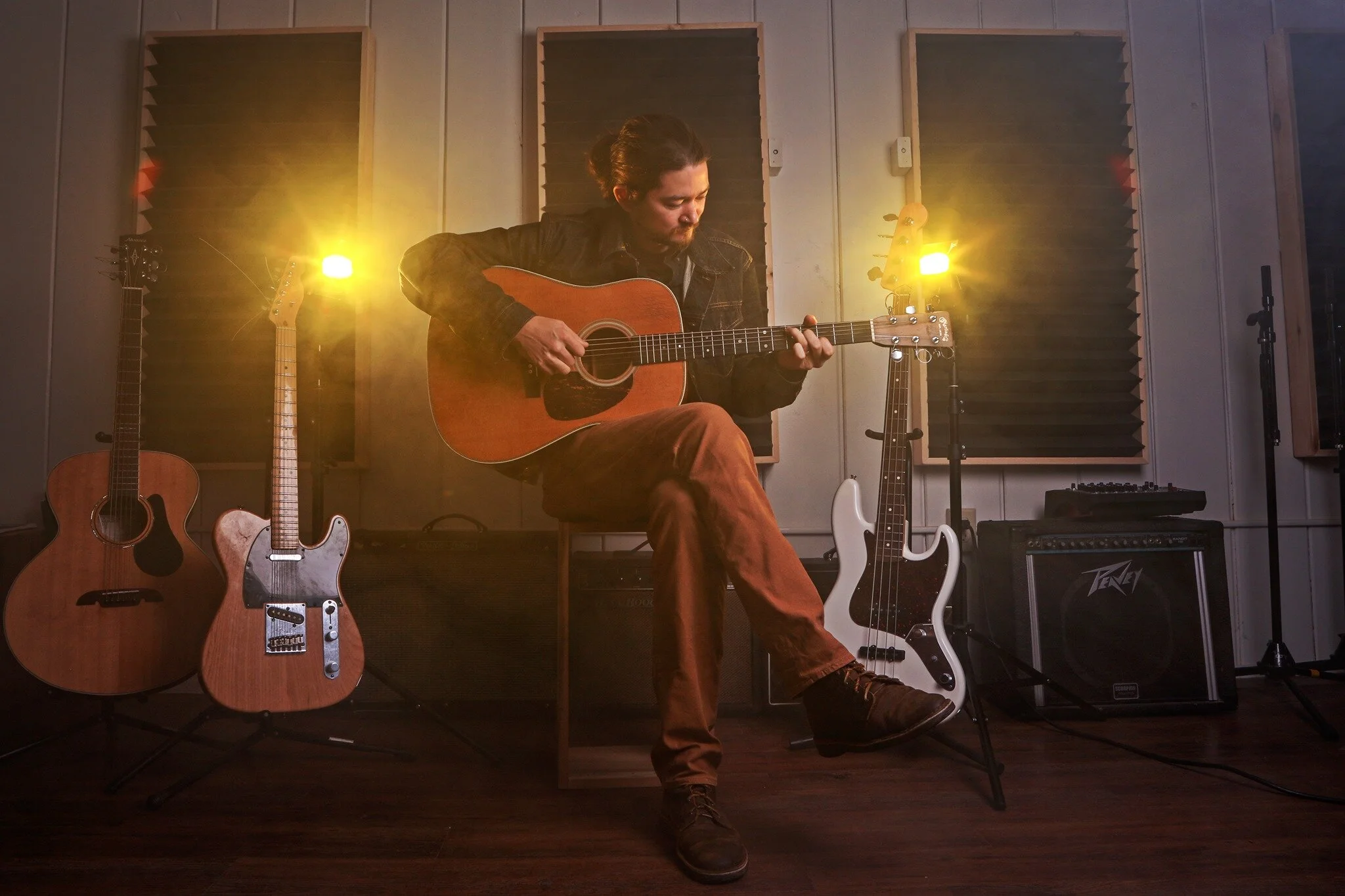 What type of songwriter is Jay Psaros? That’s a question Psaros has been asking himself for years. Psaros, a long time resident of the Northeast was born into a family of the self employed. Like the self employed, his music has ebbed and flowed in a…