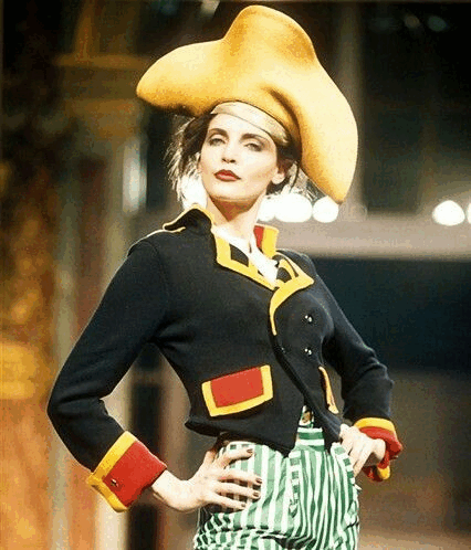 #Fashion Talk