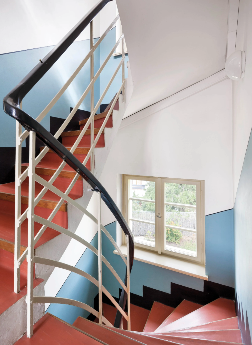 A Weekend Tip: Step Inside One of Prague’s Most Remarkable First Republic Villas