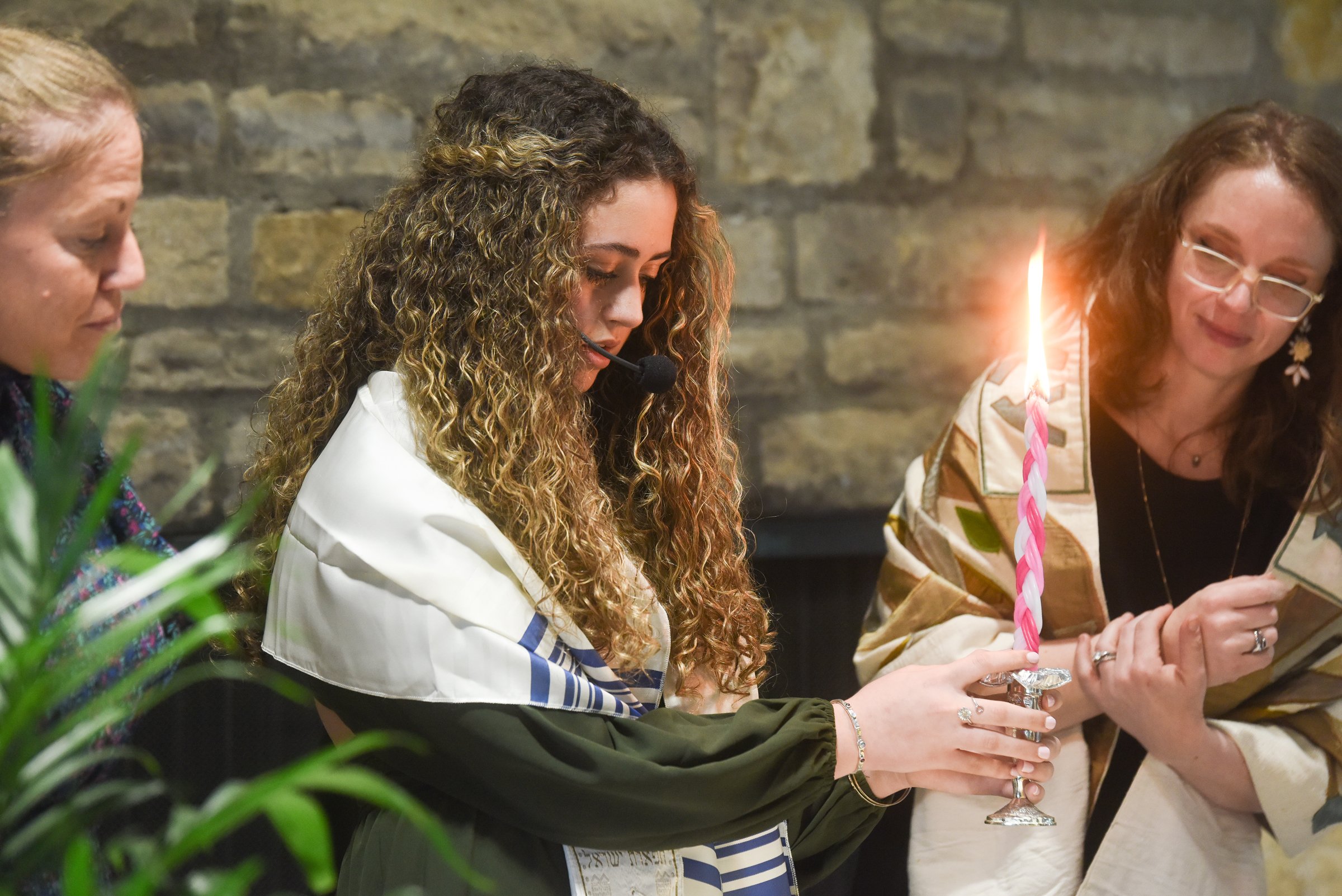 Emerson M - A Third Generation Bat Mitzvah at Clintonville Park of Roses