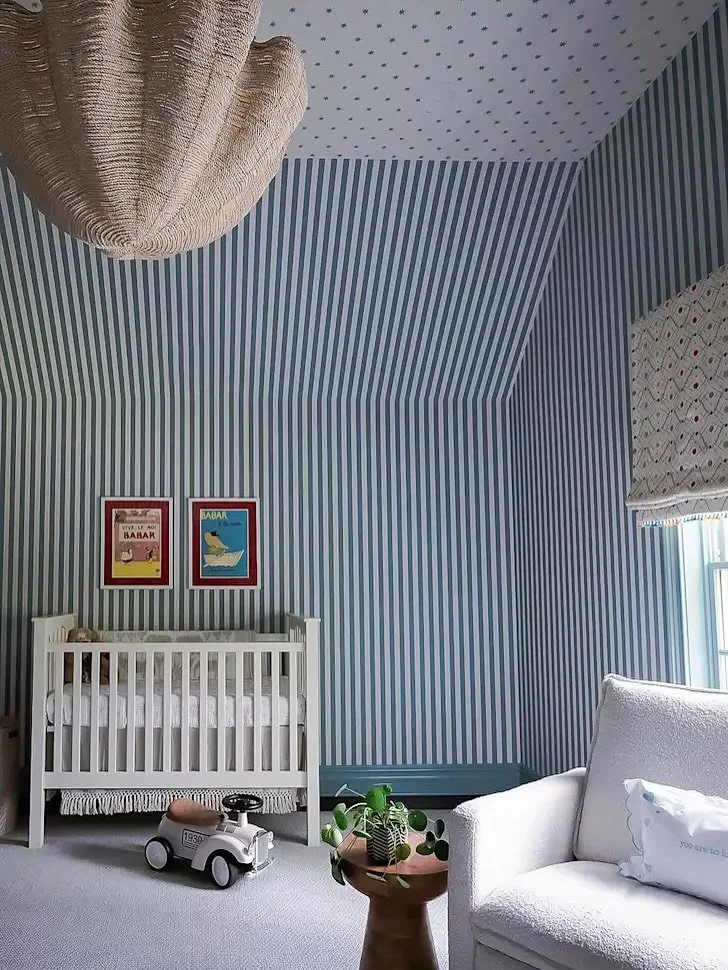 &ldquo;Wallpapering a ceiling can be a fantastic way to add a bit of whimsy to a space.&rdquo; Read more about giving the fifth wall its moment on @apartmenttherapy 

Photo 1:
Design: @kristinaphillipsinteriordesign 
Photography: me! 

Photo 2:
Desig