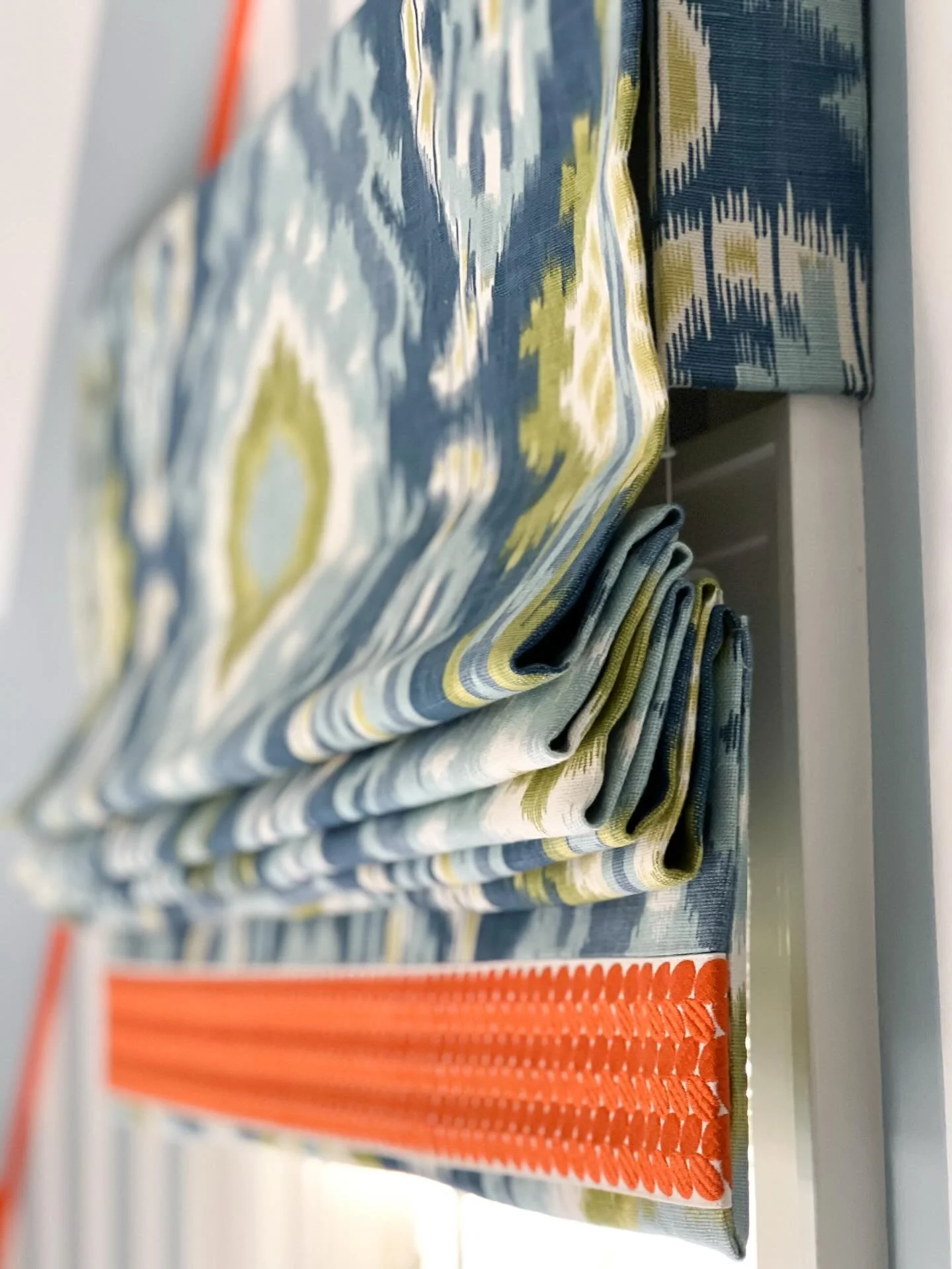 It always comes down to the details.

Those finishing touches are what give a space its soul. I love adding the final layer that makes a room feel complete, collected, and beautifully considered.
.
.
.
#serendipitystyle #storiedspaces #interiordesign