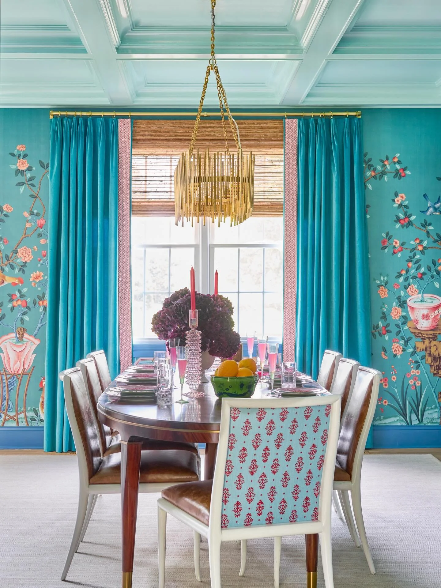 In defense of the dining room! Just finished listening to @businessofhome podcast with @dennisscully and @johnota as they discussed how although the role of a formal dining room has evolved with time, its importance hasn&rsquo;t diminished. We agree!