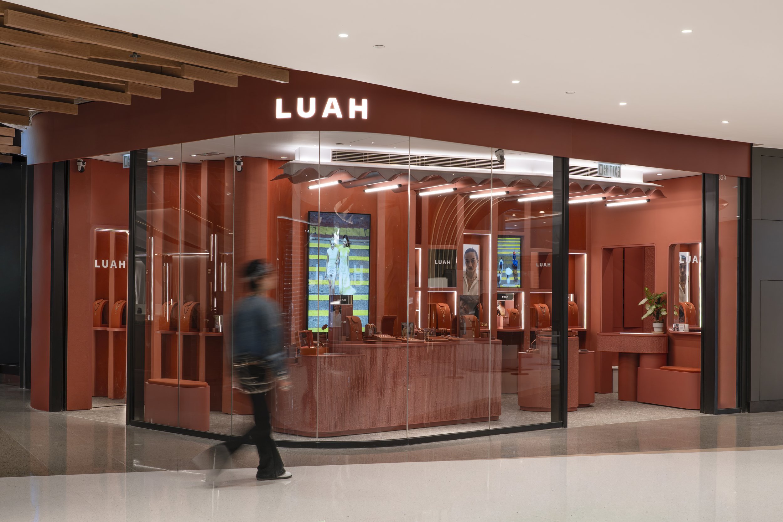 Luah_HP_3.jpg