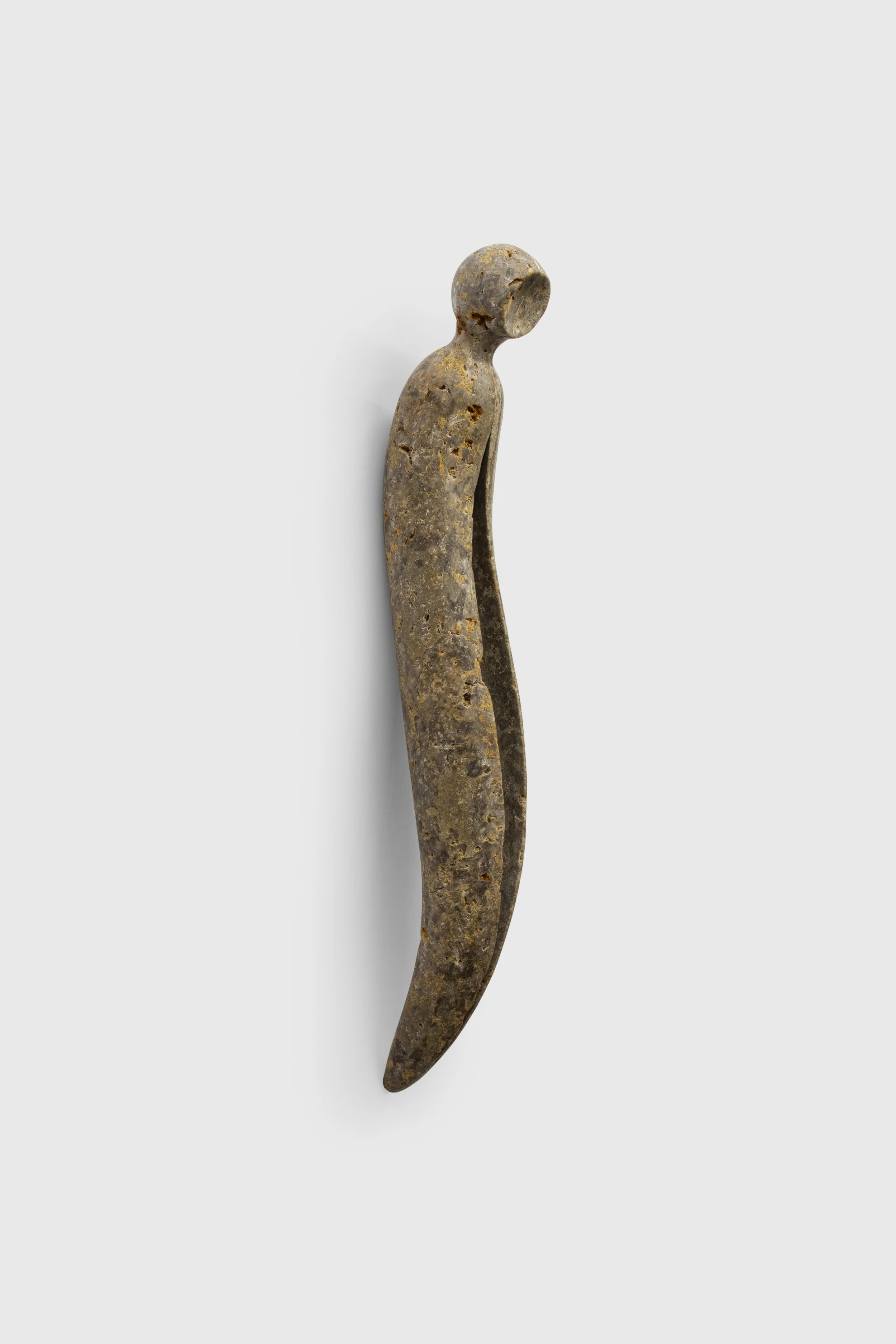 PaulDiestel_GalerieCoucou_2025_lorigine_du_monde_muschelkalk.jpg
