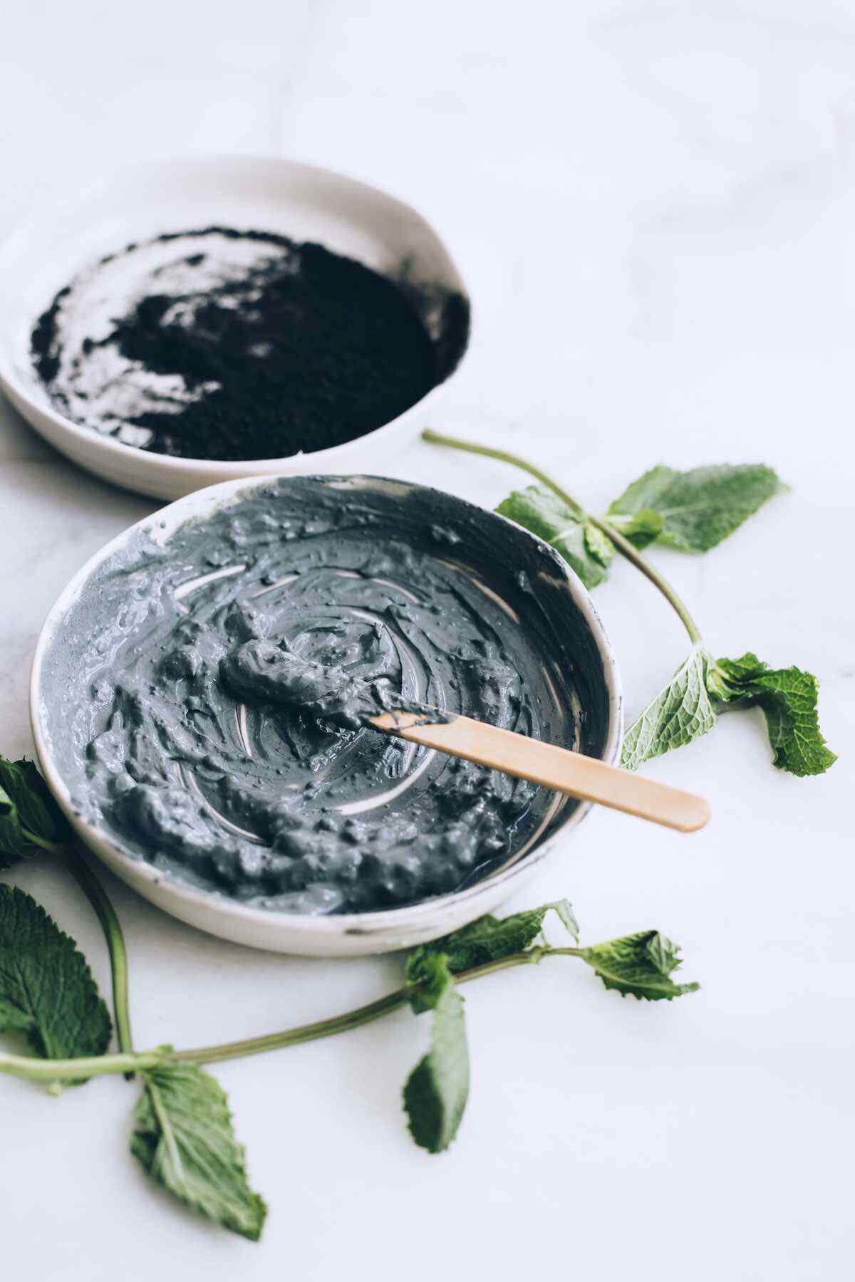 4a-charcoal-mask.jpg