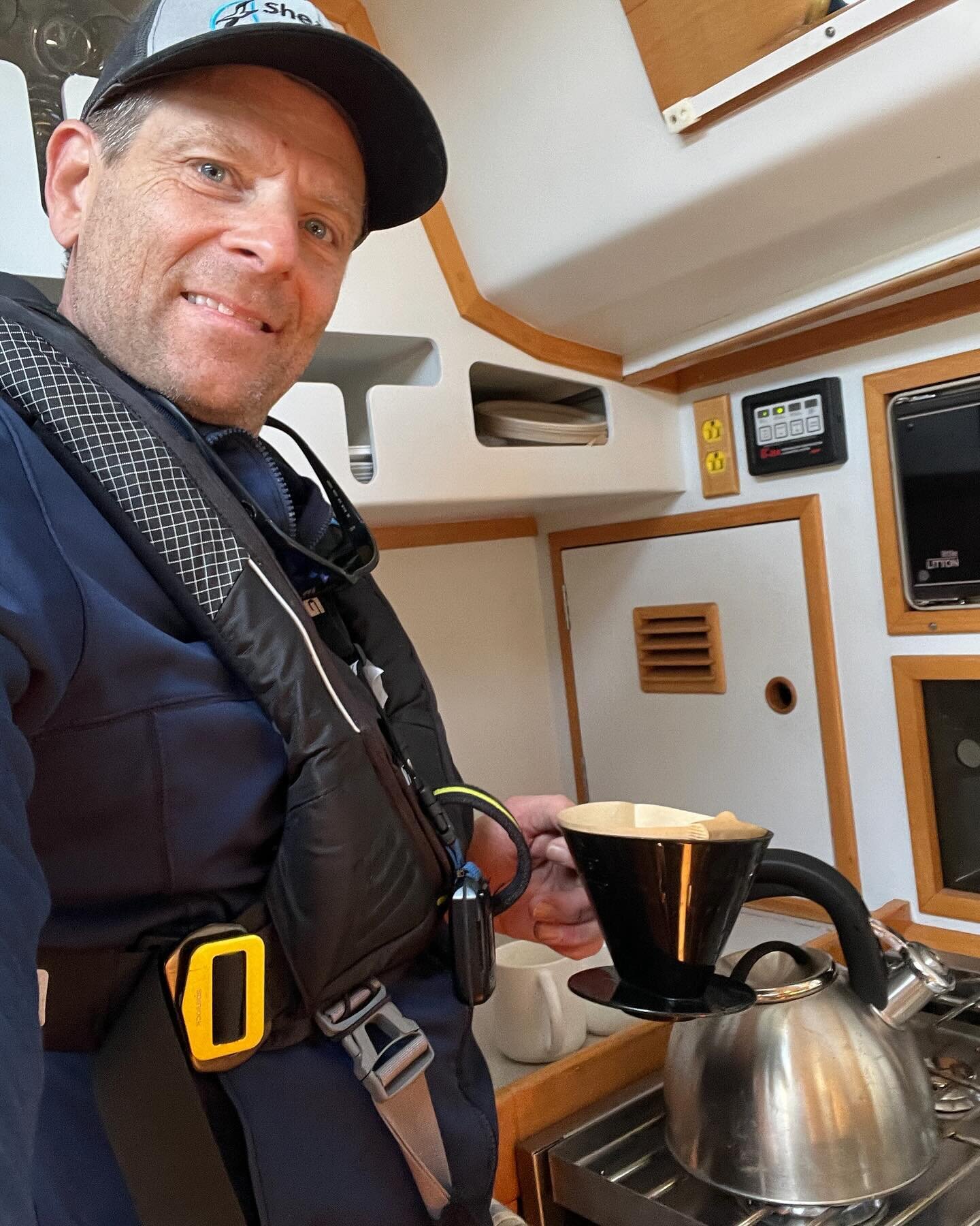 Captain Kevin channeling his inner barista with a delicious hot pourover coffee for his guests today while sailing on Monterey Bay. Come aboard for a tasty cup! ☕️⛵️💦 #sailingcharter 
.
.
.
.
.
.
.
#sailingadventure #atyourservice #innerbarista #sai