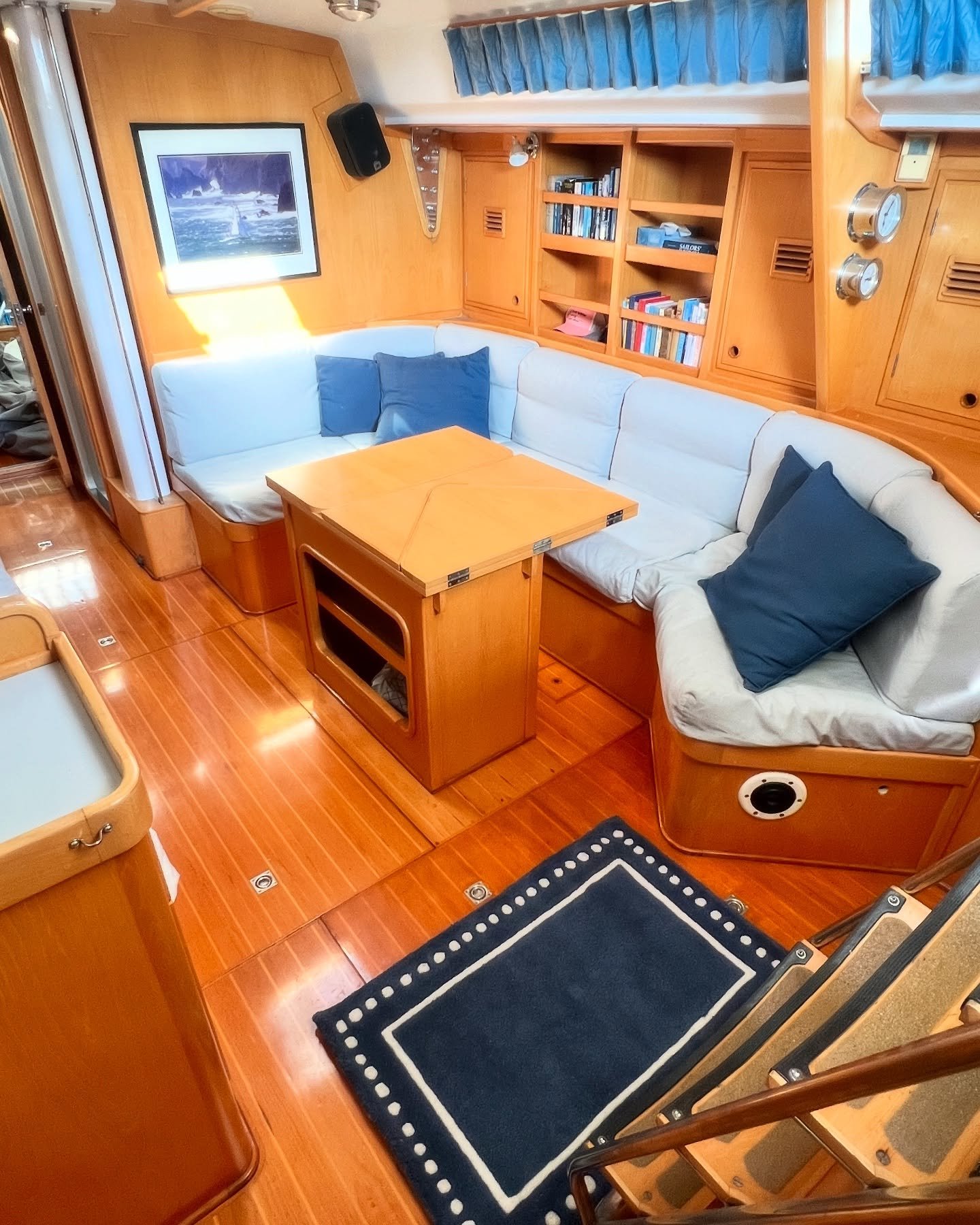 And pulling it all together.. the #rug for the win! ⛵️
.
.
.
#winning #boatdecor #sailingyacht #atalanta #montereybay
