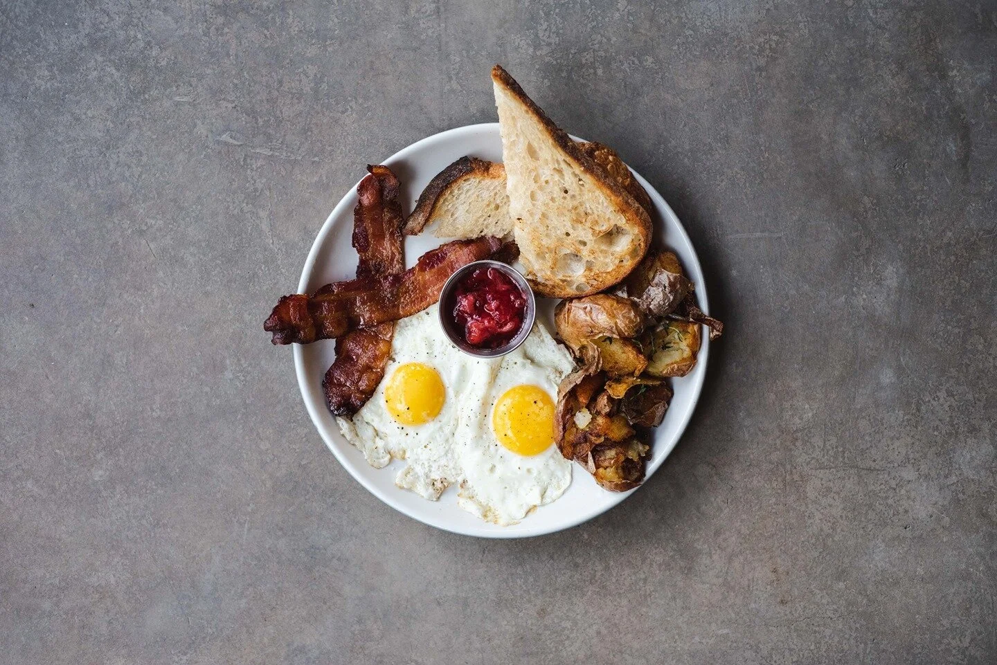 The Simple Breakfast: simple, and yet its everything you need.⁣
#prepandpastry