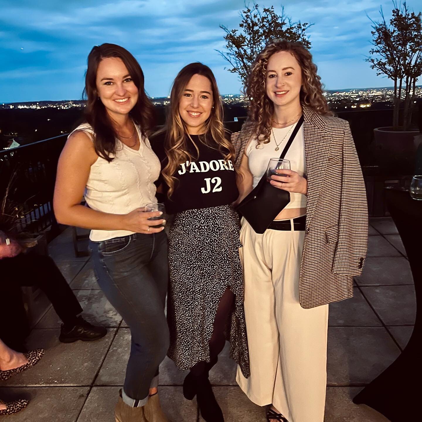 Thanks for coming to celebrate all things J2, Raquel @ortega_somm joining the team, and even some future employees! 😉

The views, vino &amp; company were incredible!
.
.
.
#j2realestate #dreamhomesunlocked #clientappreciation #makinghomeshome #views