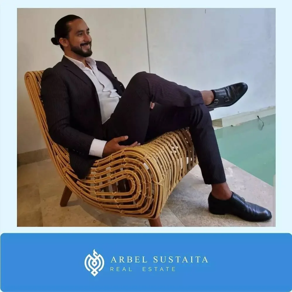 Estoy totalmente convencido que nuestro trabajo es realmente importante en la vida de nuestros clientes y amigos, ya que con conocimiento y experiencia los asesorámos y ayudámos en todo el proceso para que hagan la mejor elección