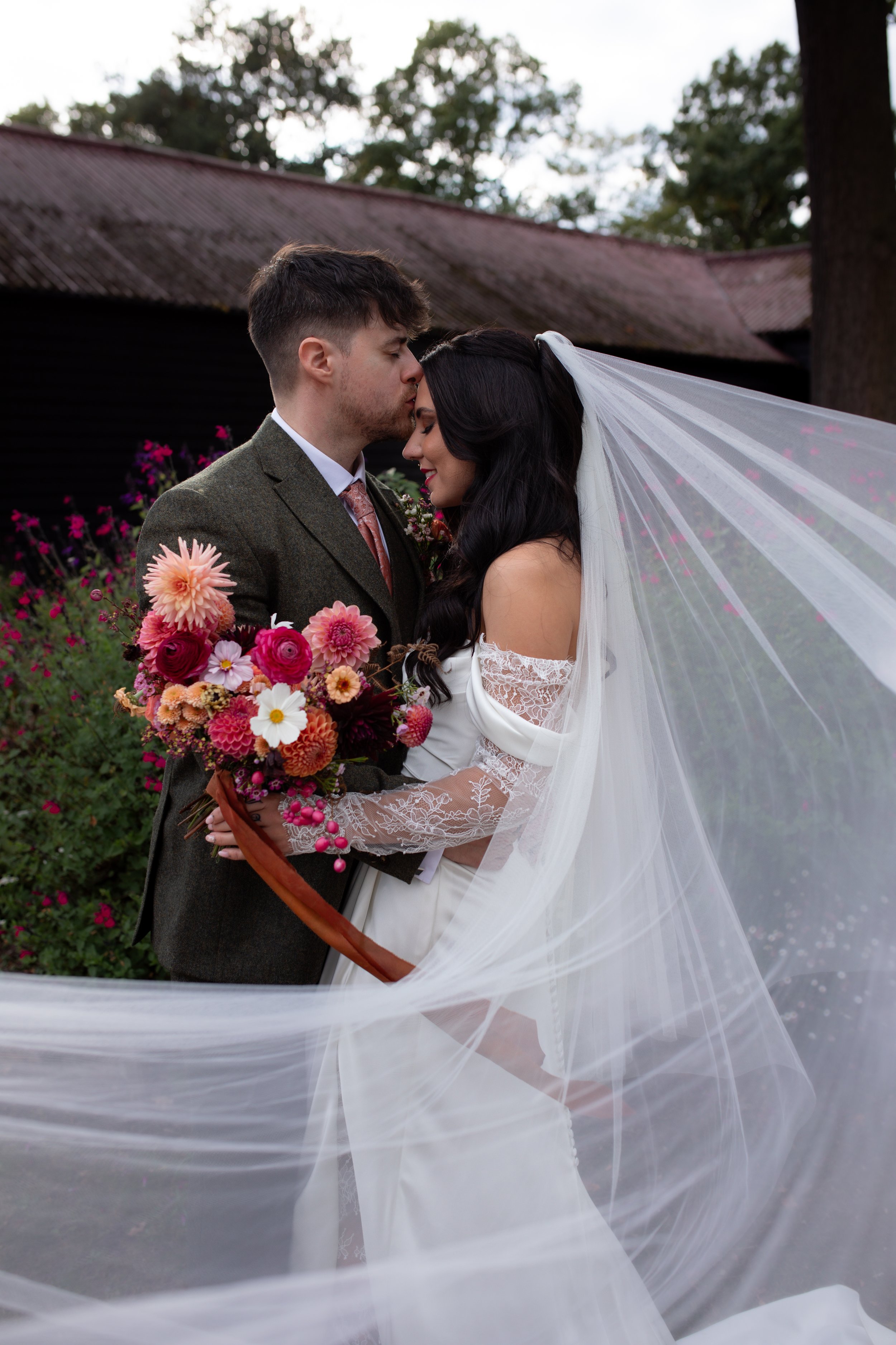 AUTUMN COLOURFUL WEDDING