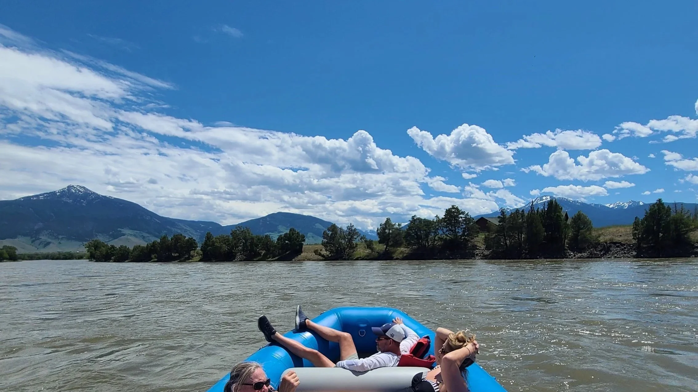 relaxing river trip