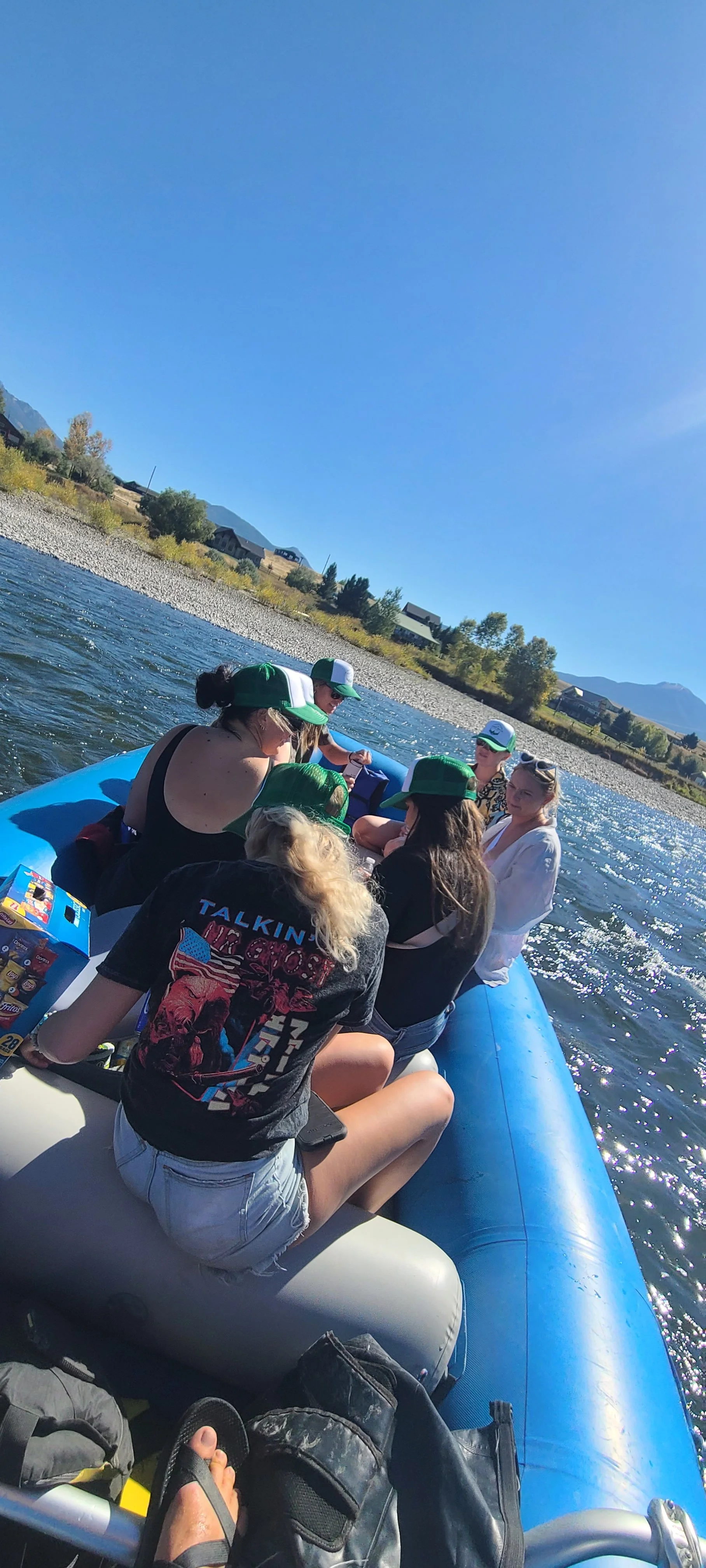 girls trip on the Yellowstone river