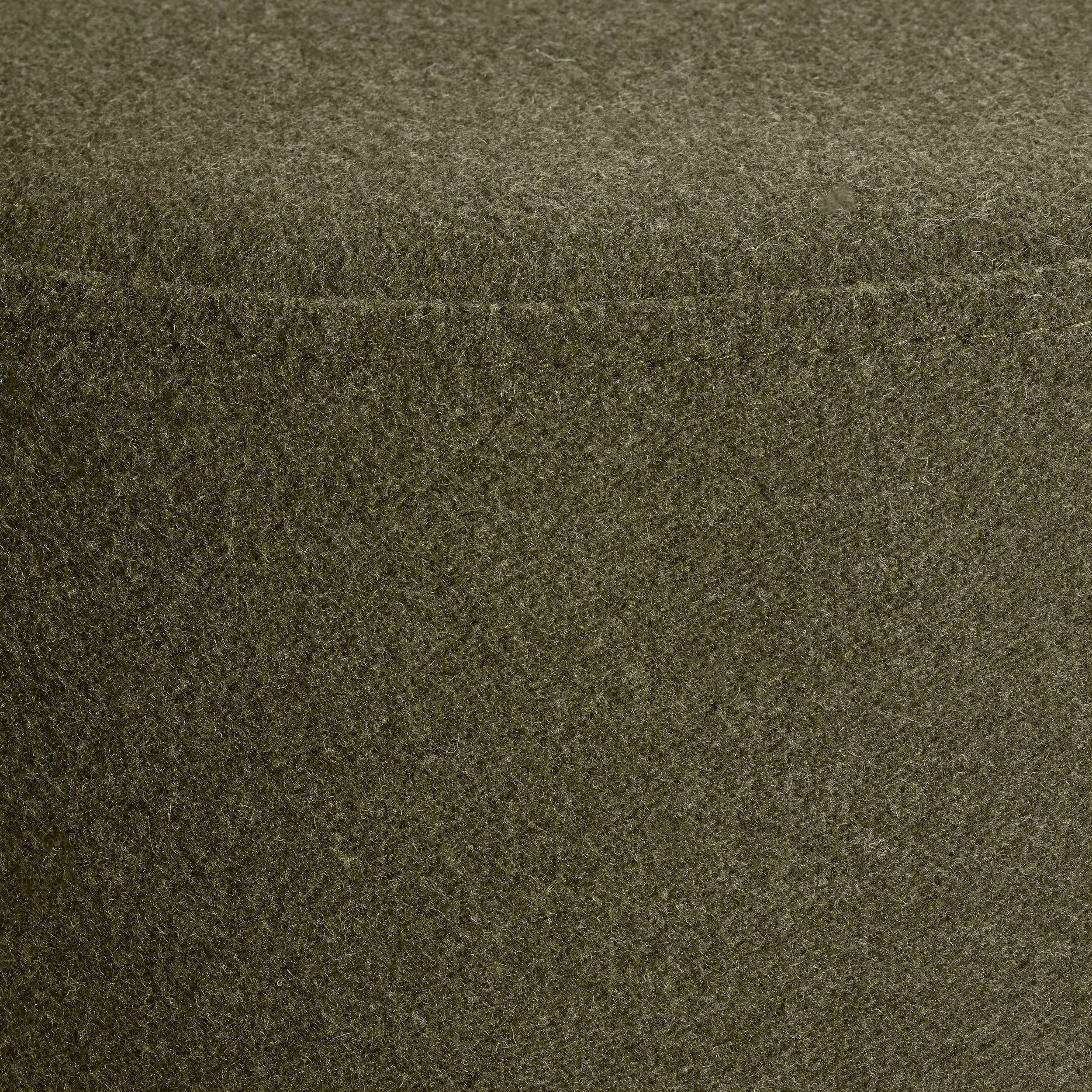 BY1-XXX-OL_Detail_Crop.jpg