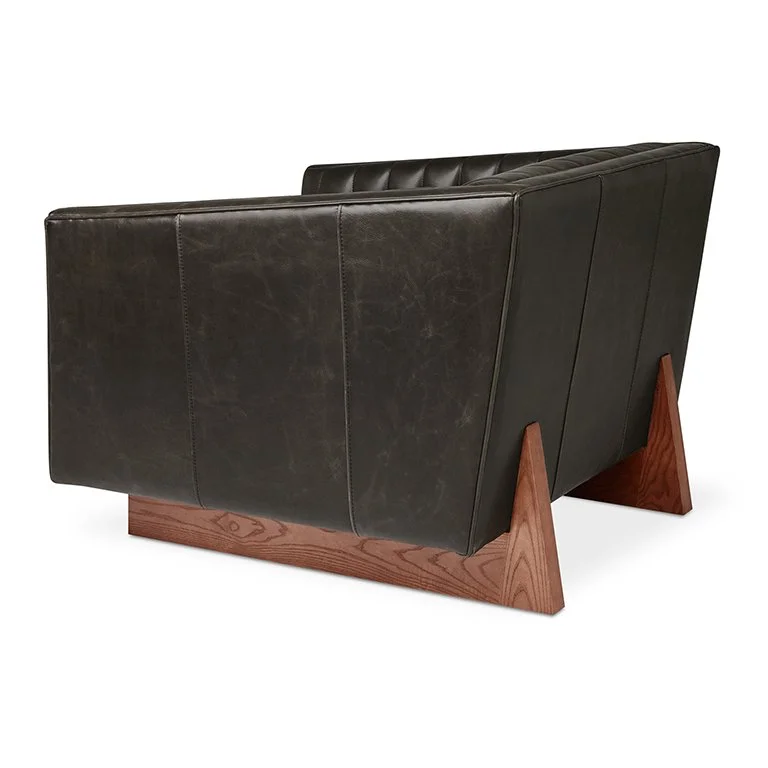 Wallace Chair - Saddle Black Leather - P03.jpg