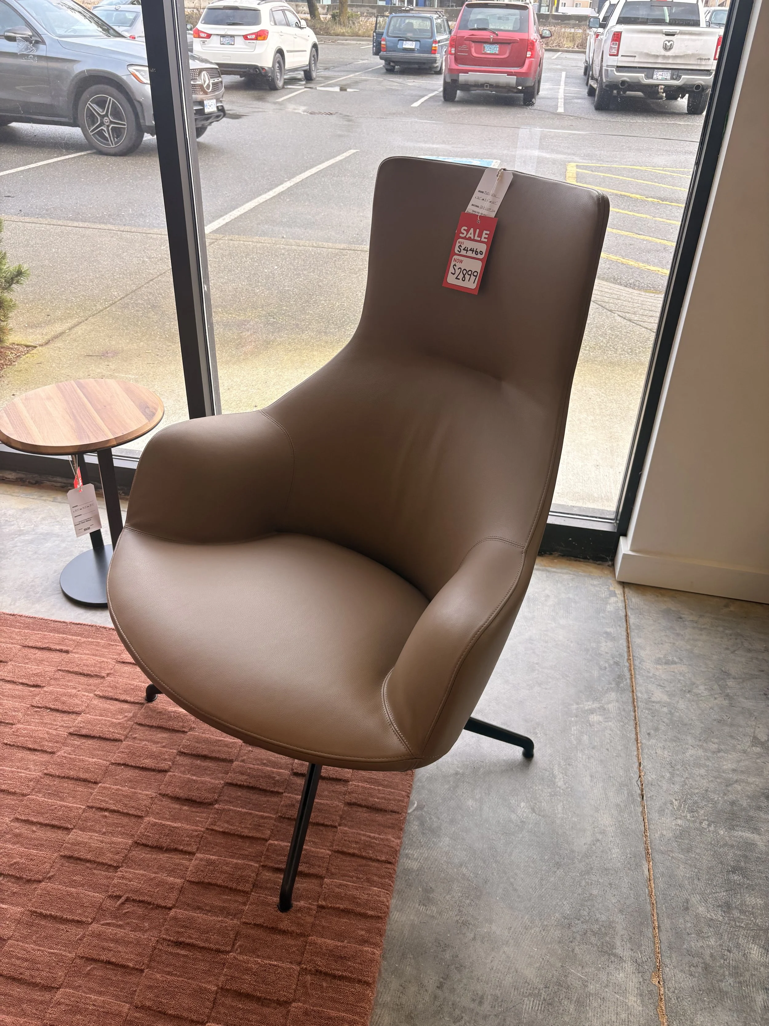 Floor Model - Bensen Circa Highback Lounge Swivel with Armrests- 35% off