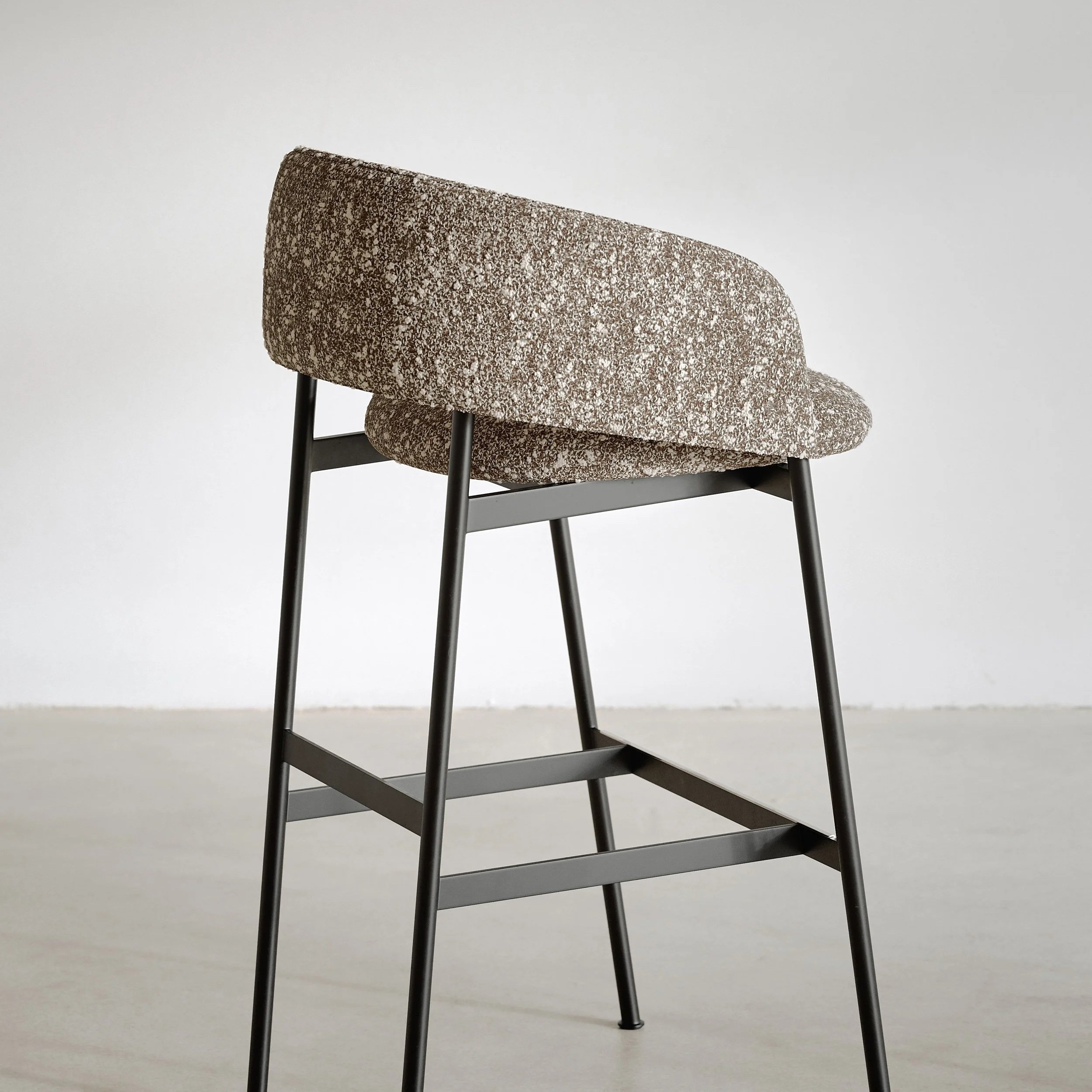 Bensen_Collar+Stool_4.jpg
