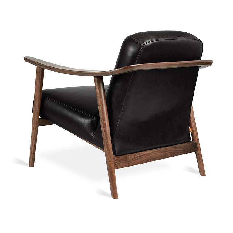Baltic Chair - Saddle Black Leather & Walnut - P04.jpg