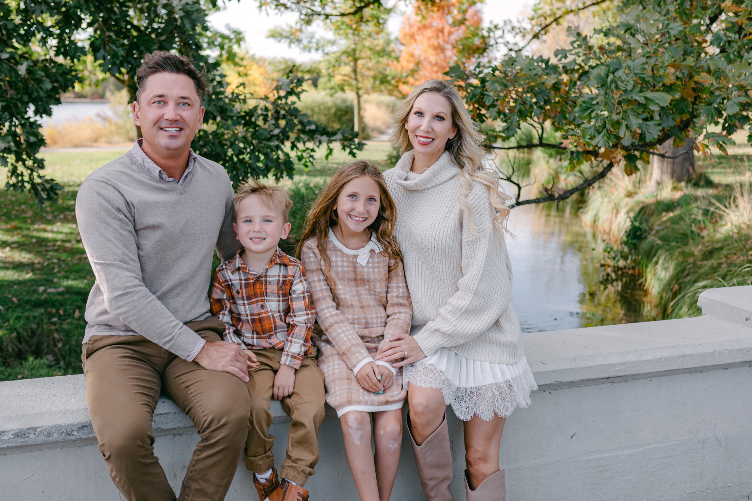 Our Family Session_2024-4124.jpg