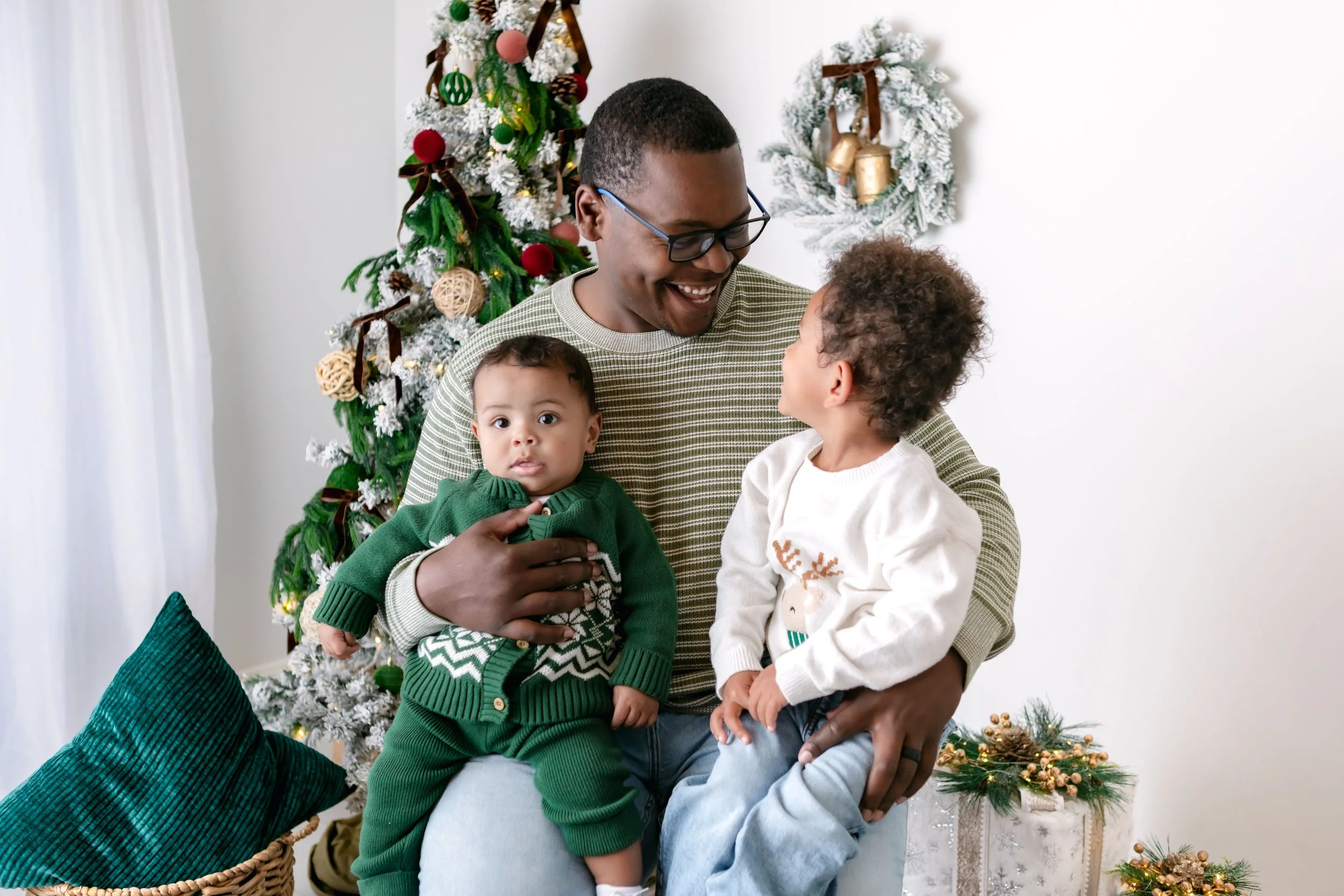 Williams Holiday Mini Session_2025-4771.jpg