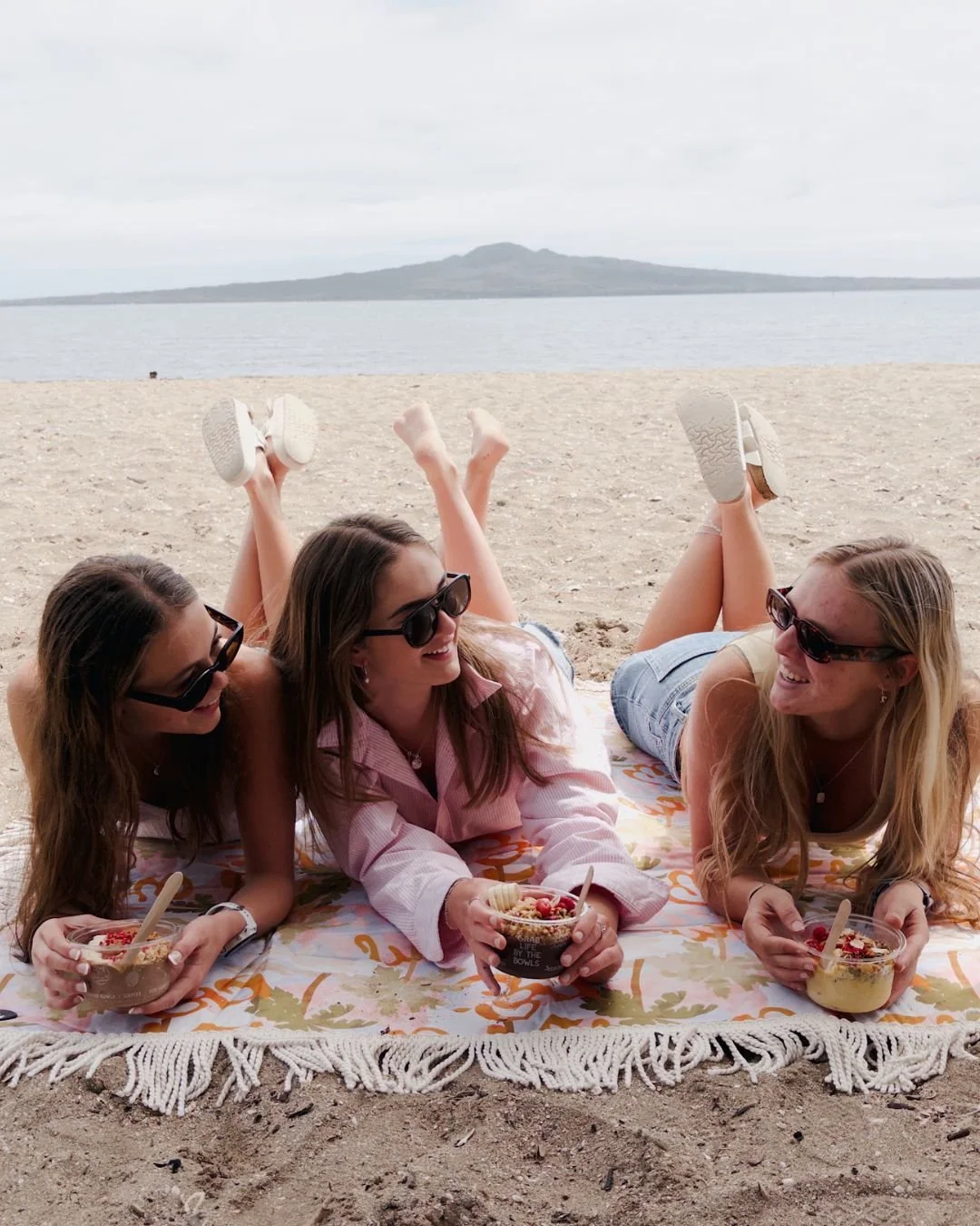 One more week till a bit of this! ☀️
We are open till next Tuesday 23rd Dec, and then on holiday having a little refresh till 5th Jan.
Make sure you stock up on your B&amp;A fix before Christmas 🎄 #bowlandarrow#holiday #summer