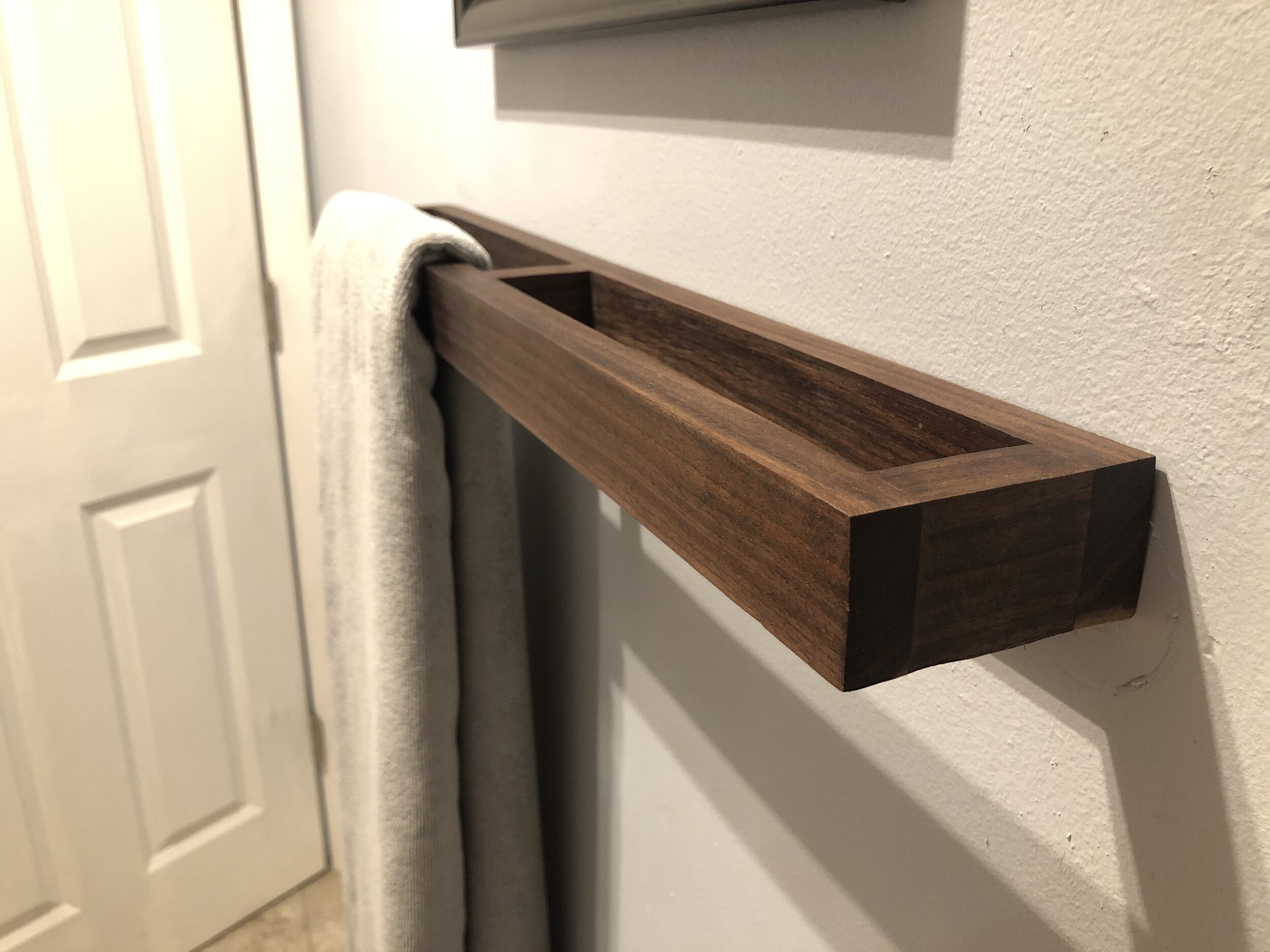 towel rack 3.jpg