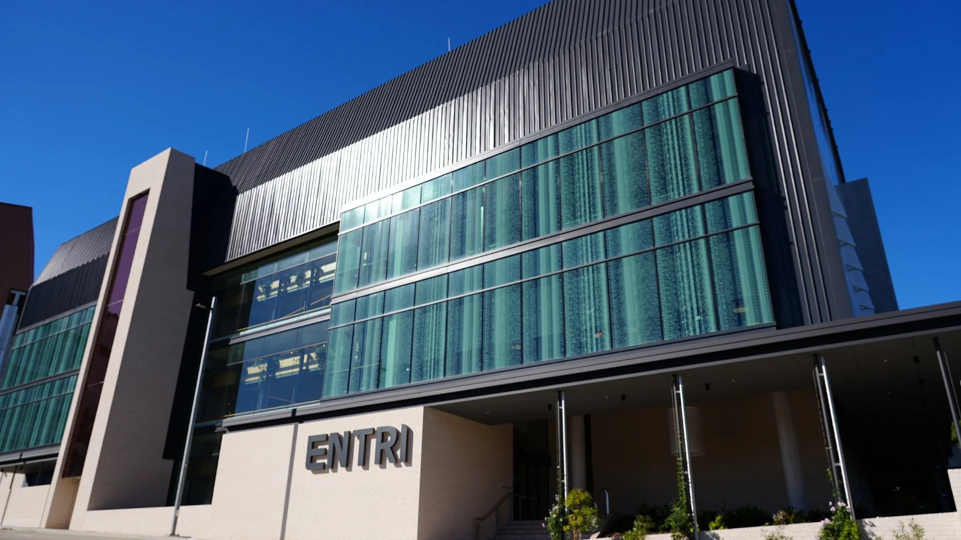 Queensland Govt funds for BioOra's innovative CAR T-cell biomanufacturing at ENTRI&nbsp;