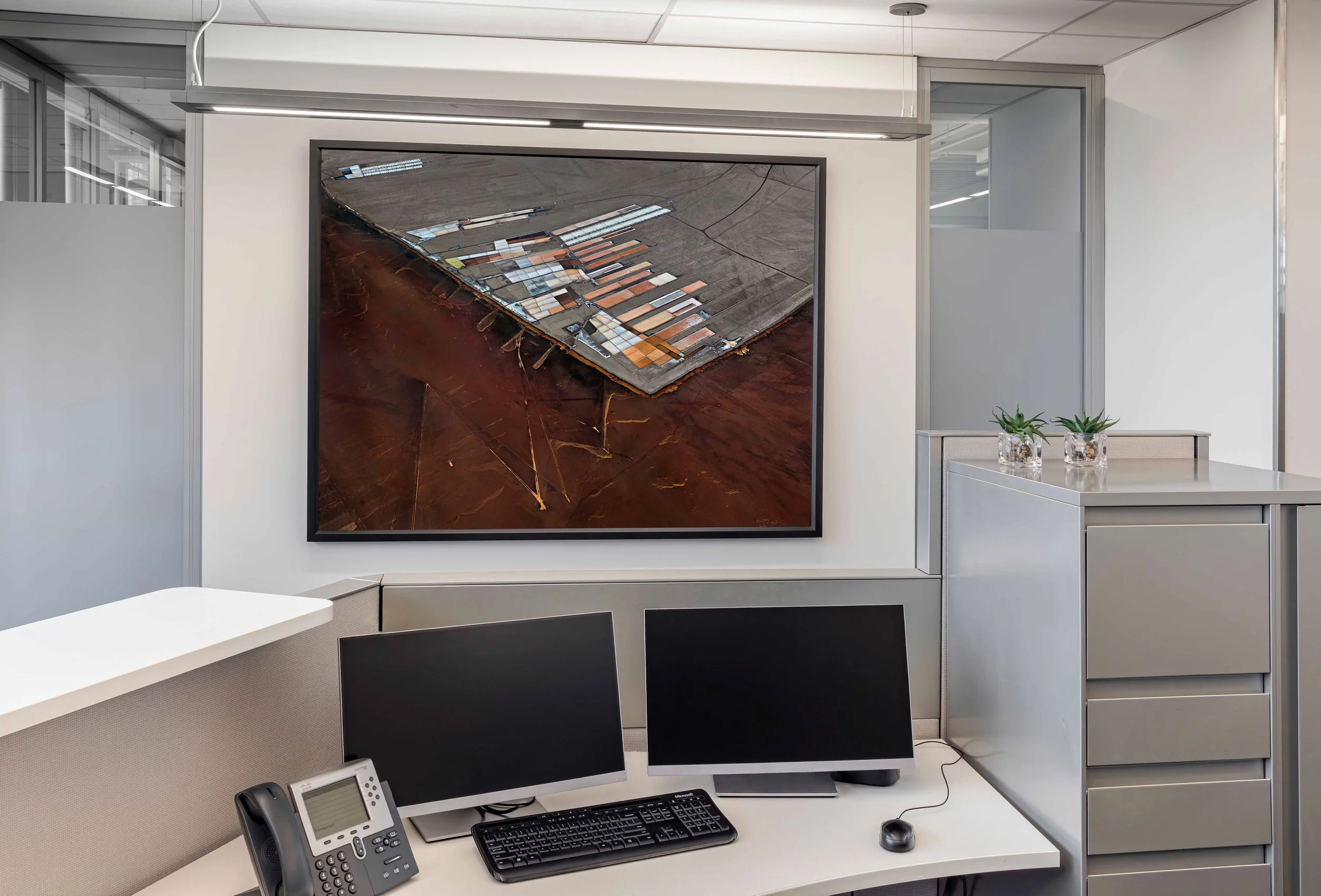 demetriou-art-group_telus-harbour_L30_Burtynsky_CEO Area-02.jpg
