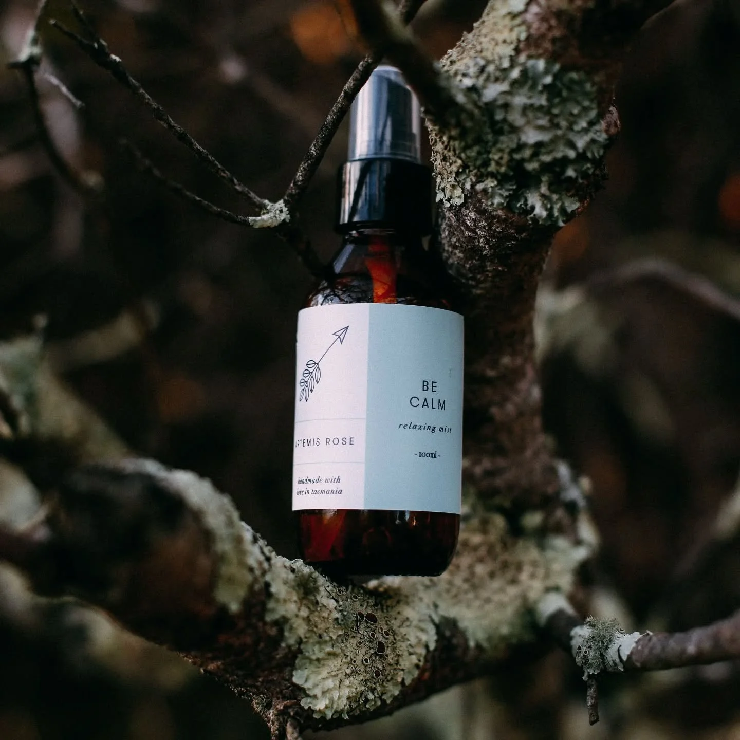 Moving into winter with all the allies. Did you know that all Artemis Rose room mists have energetic flower essences added? Be Calm is scented with essential oils of neroli, rose geranium, sweet orange and pink grapefruit and has the added vibrationa