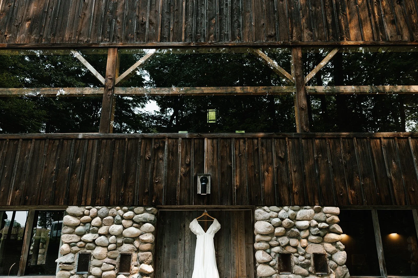 Erika and Jonny Previews-002.jpg