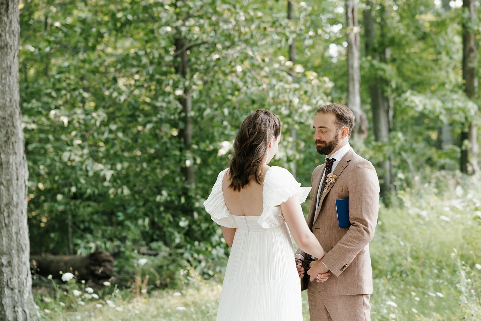 Erika and Jonny Previews-016.jpg