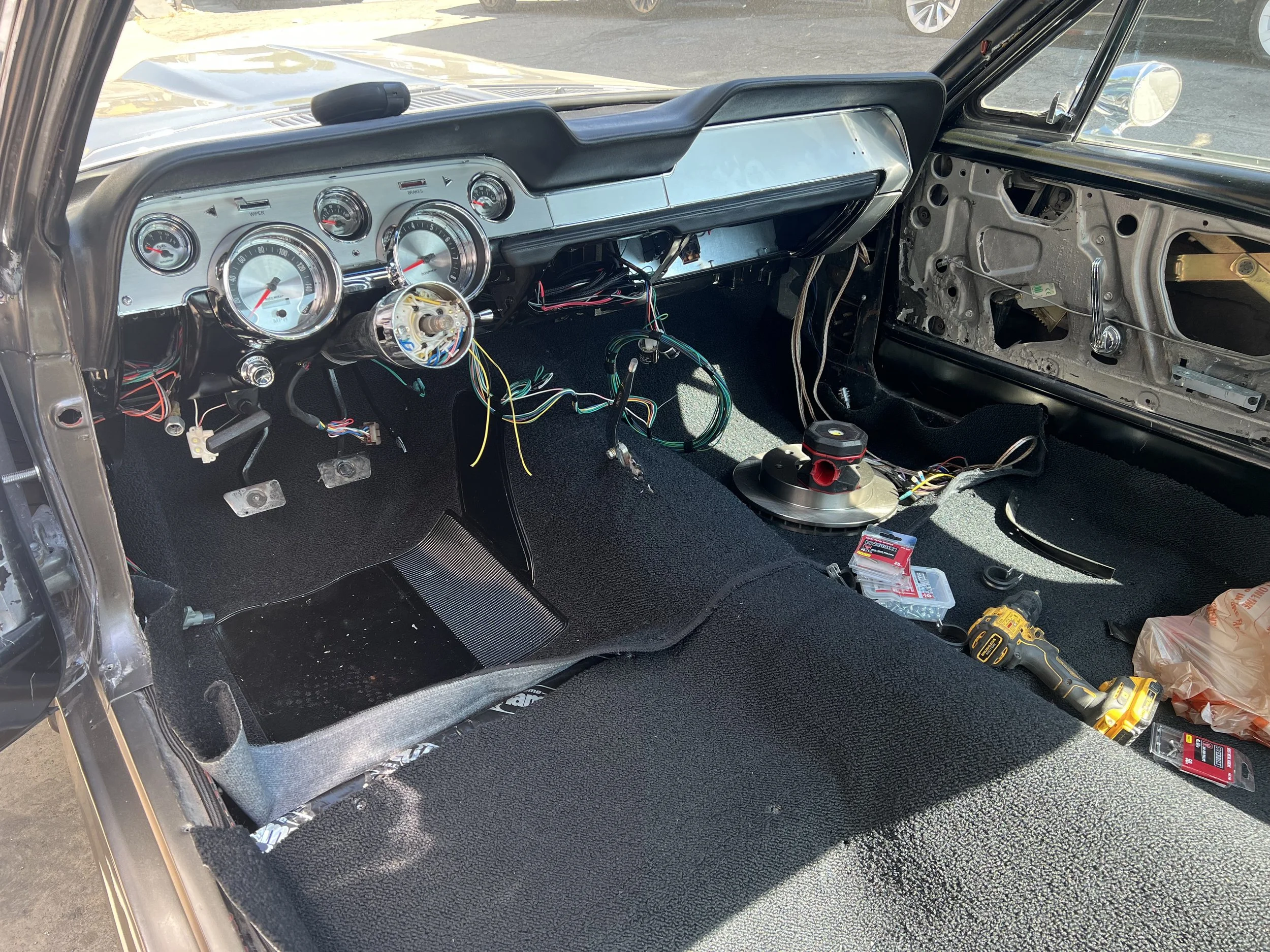 Electrical and interior all coming together, Its  important to fit check as you go  