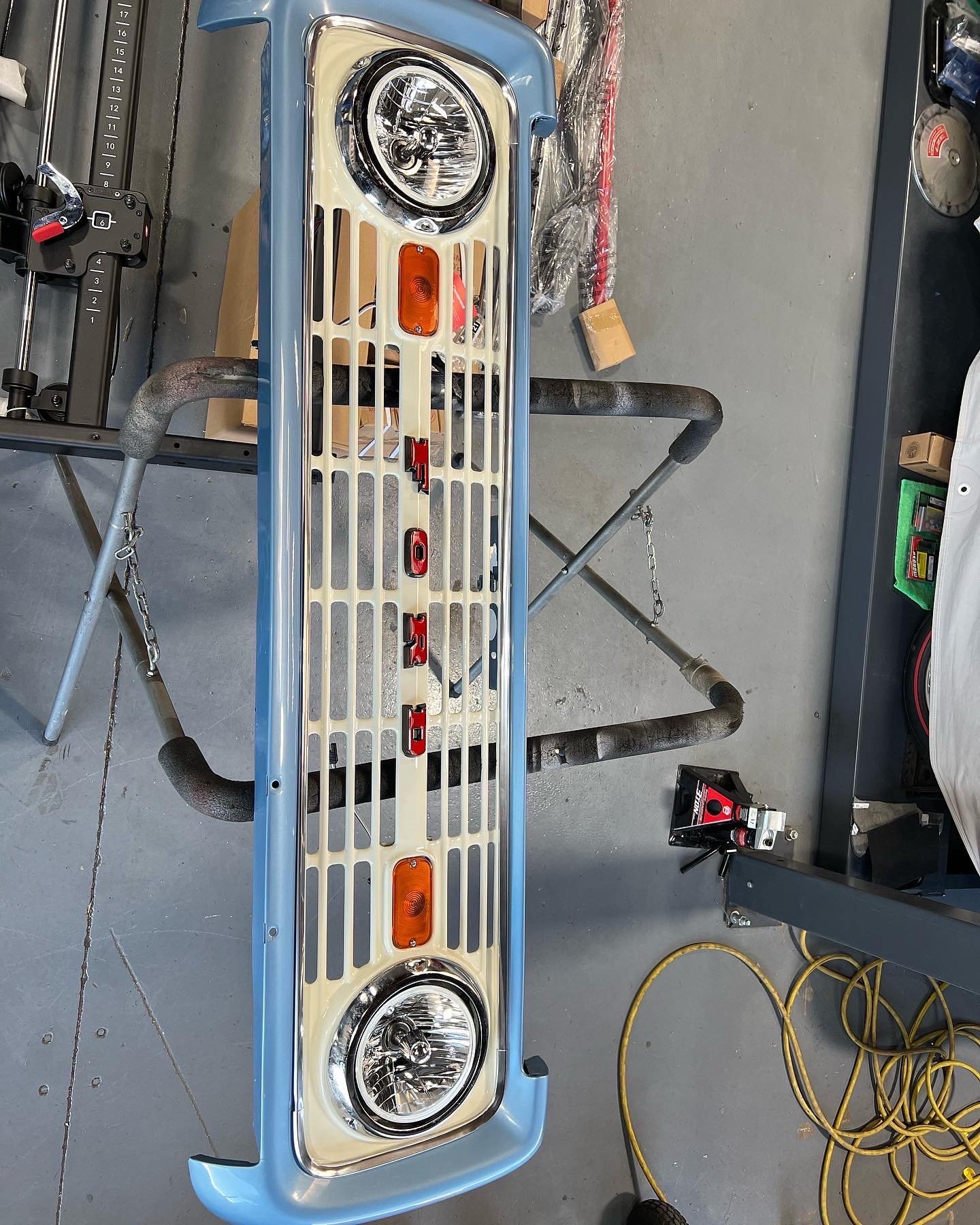 Grill test assembly, those lights are gonna be killer 