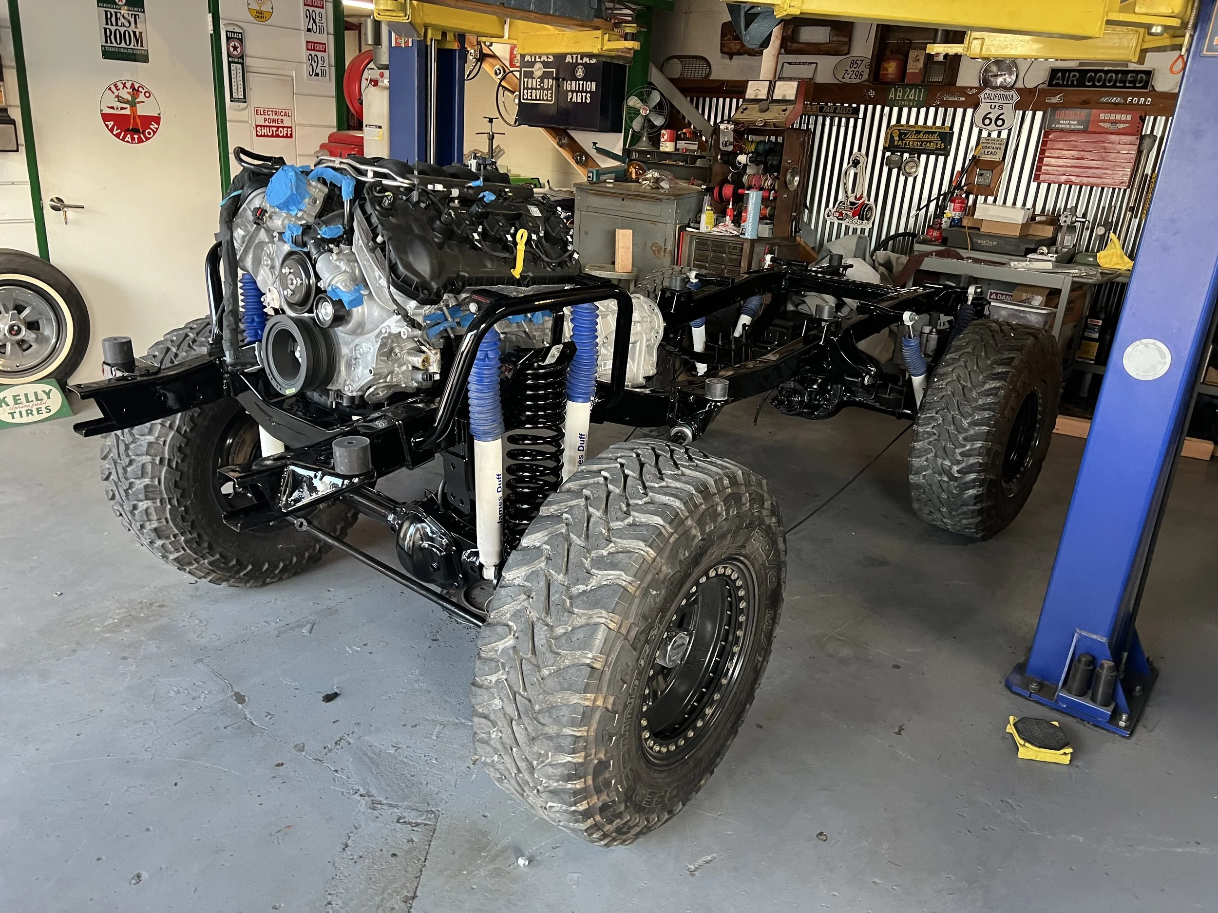 Dry Fitting Gen III Coyote w/10R80 Auto